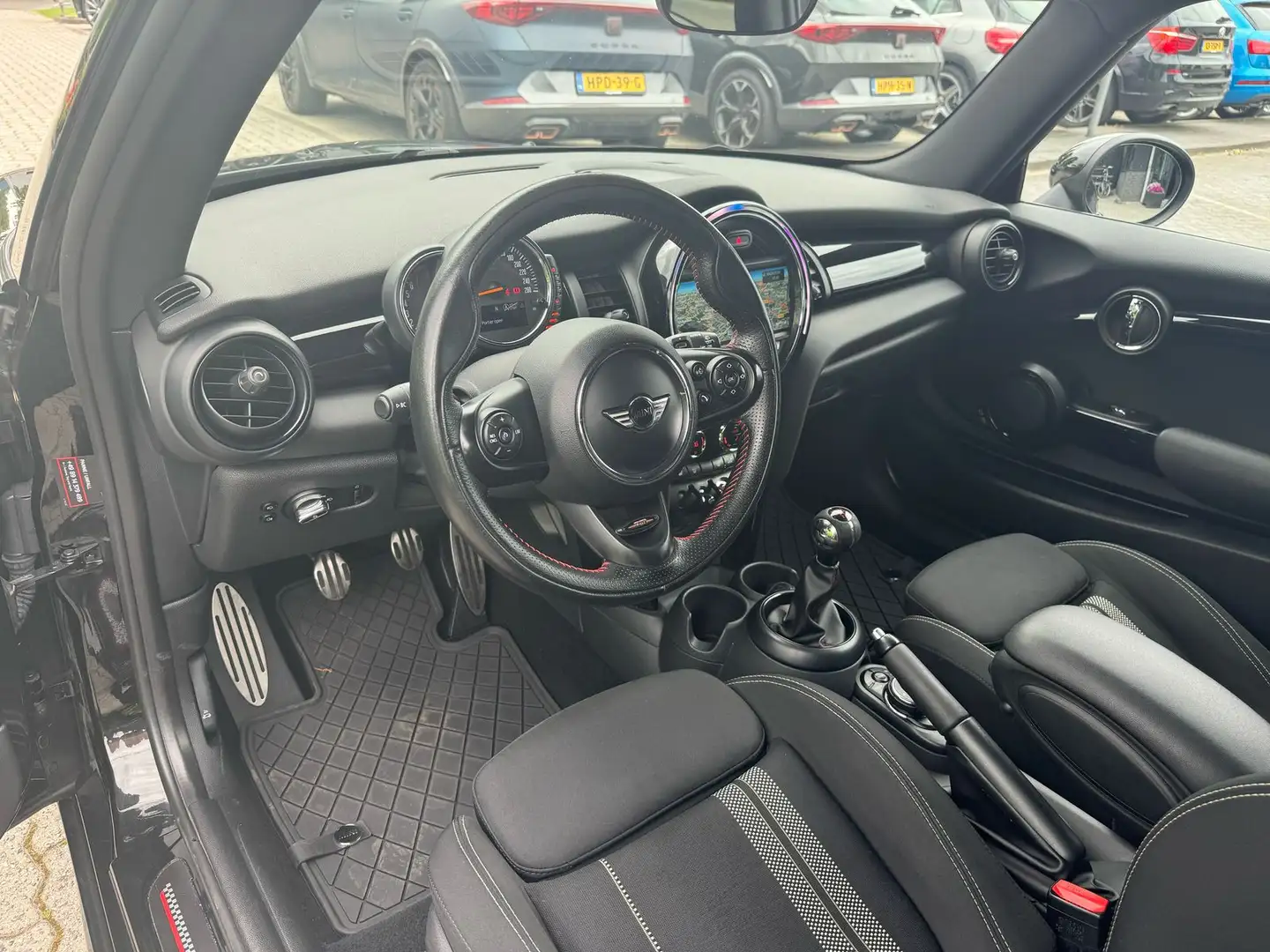 MINI John Cooper Works Mini 1.2 One xenon, navi, cruise, stoelverw Schwarz - 2