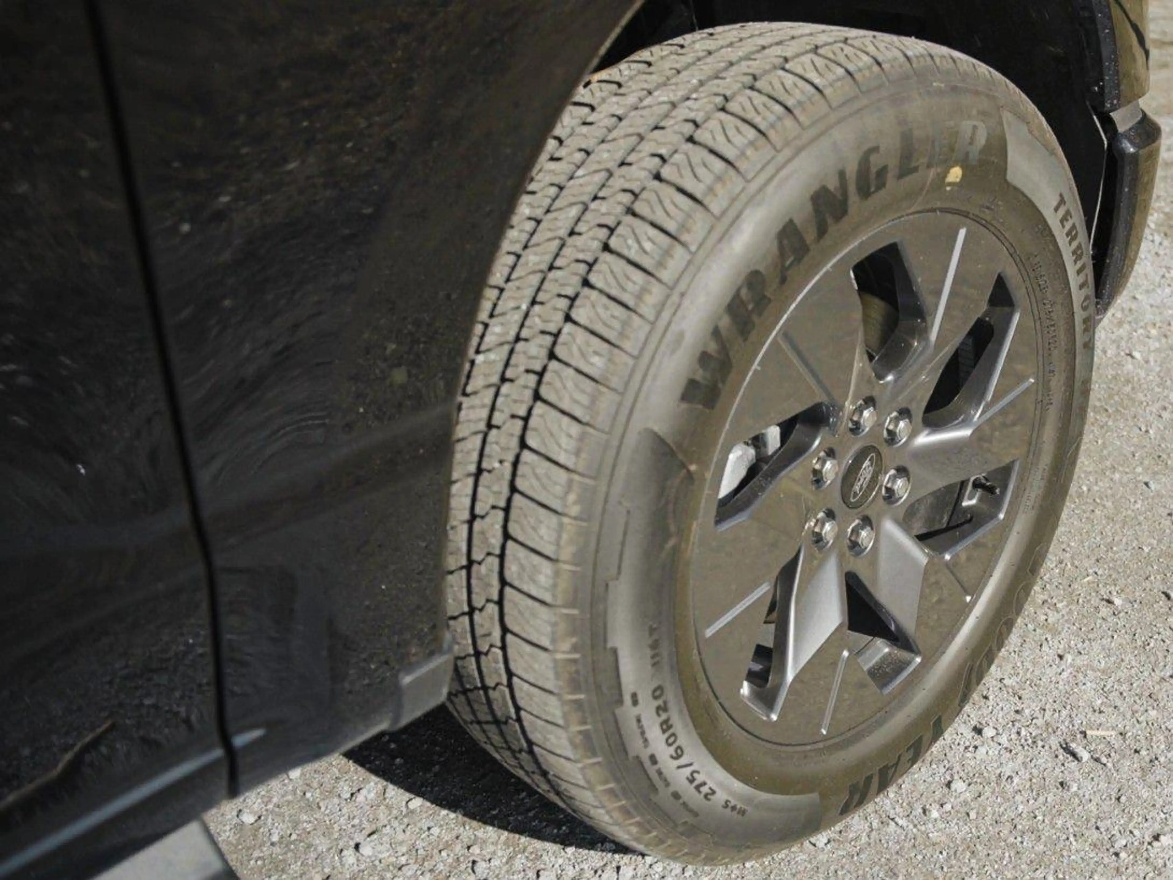 Ford F 150 LIGHTNING 2025 - 580 PS - 1050Nm - 131kW — photo 7