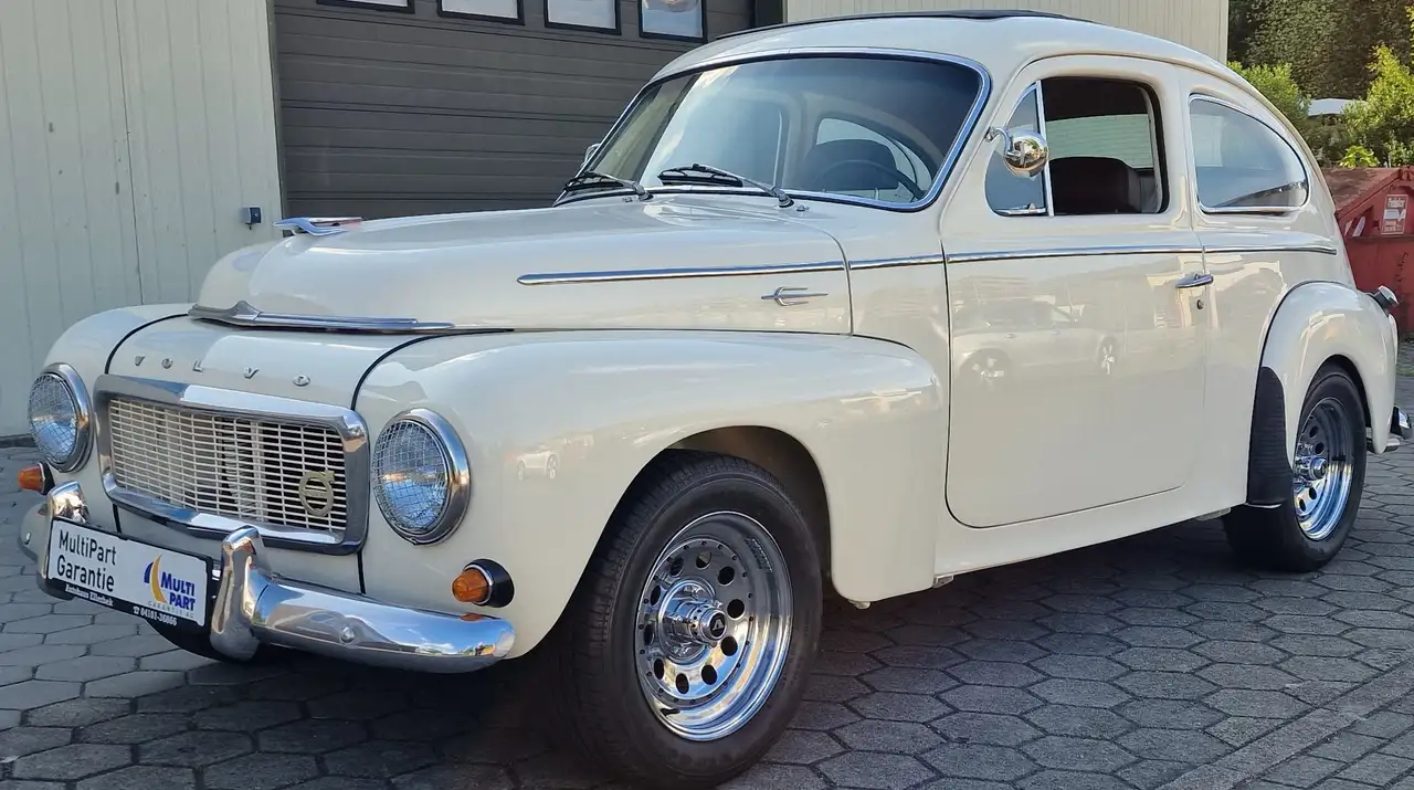 Volvo PV544 Coupe mit Faltschiebedach, foto 2