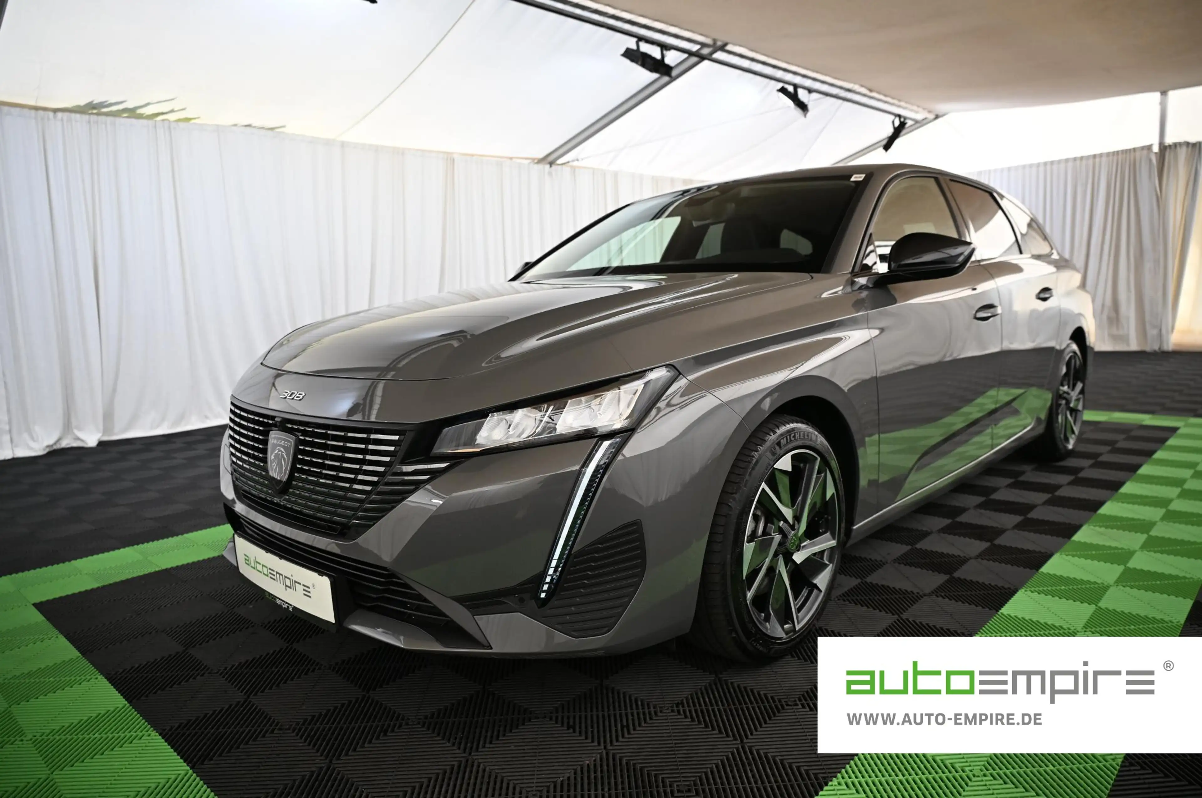 Peugeot 308 SW 1.2 e-DSC6 145 Allure LED/NAVI/SURROUND-P/17