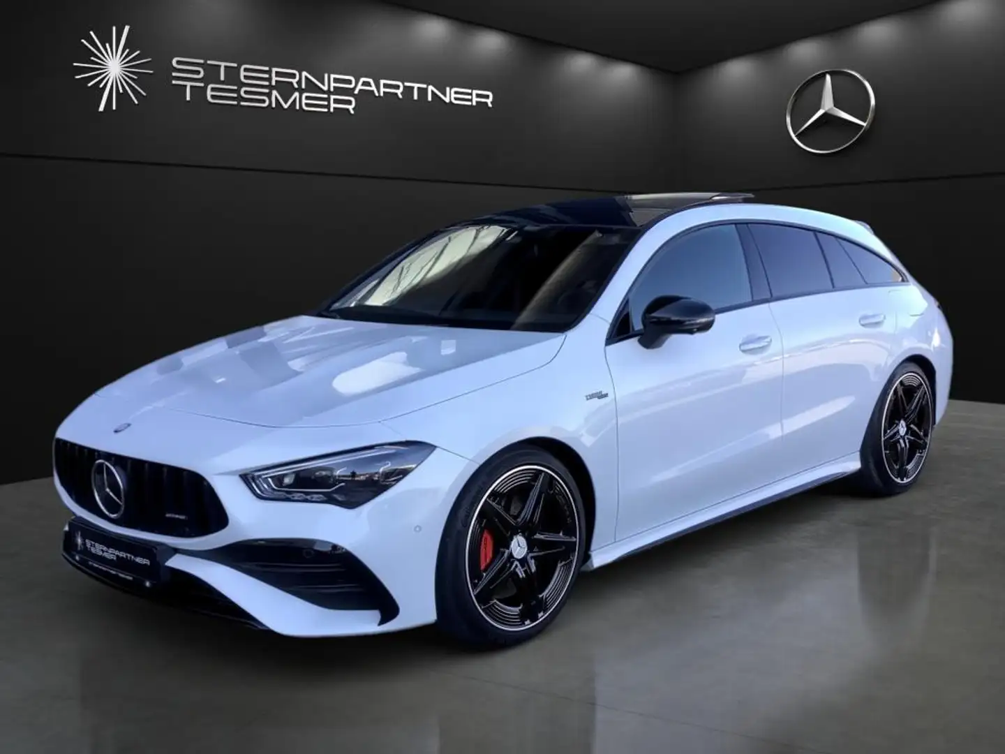 Mercedes-Benz CLA 35 AMG Shooting Brake AMG CLA 35 4M SB 4M Pano Weiß - 2