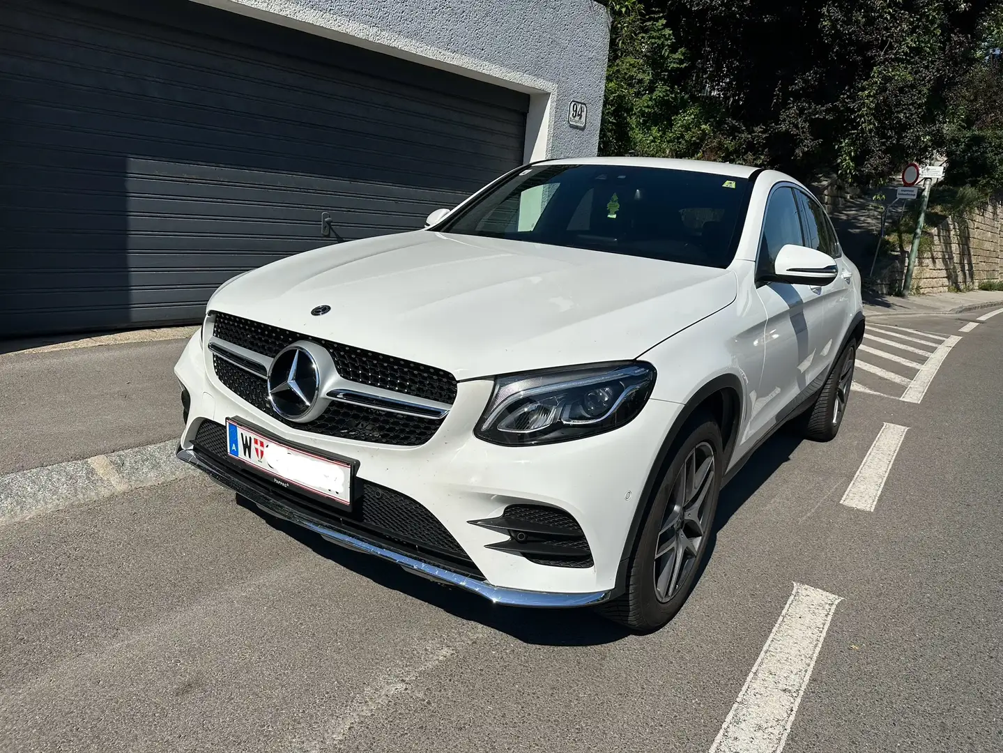 Mercedes-Benz GLC 250 GLC 250 Coupé 4MATIC Weiß - 1