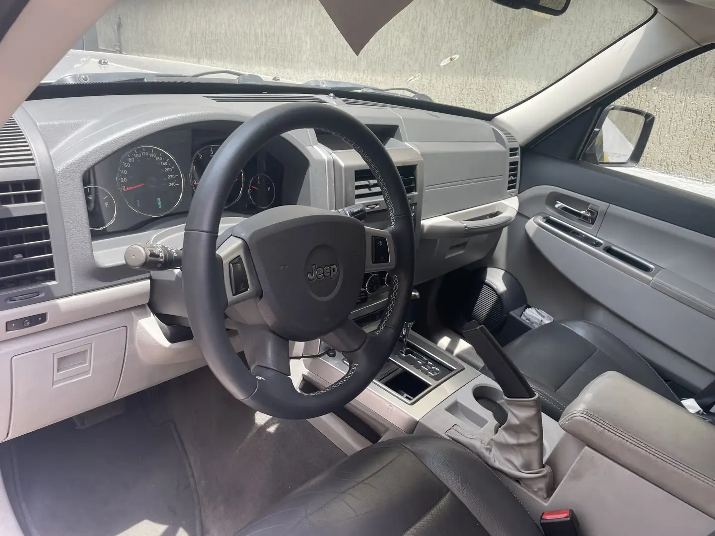 Jeep Cherokee 5p 2.800 Argento - 2