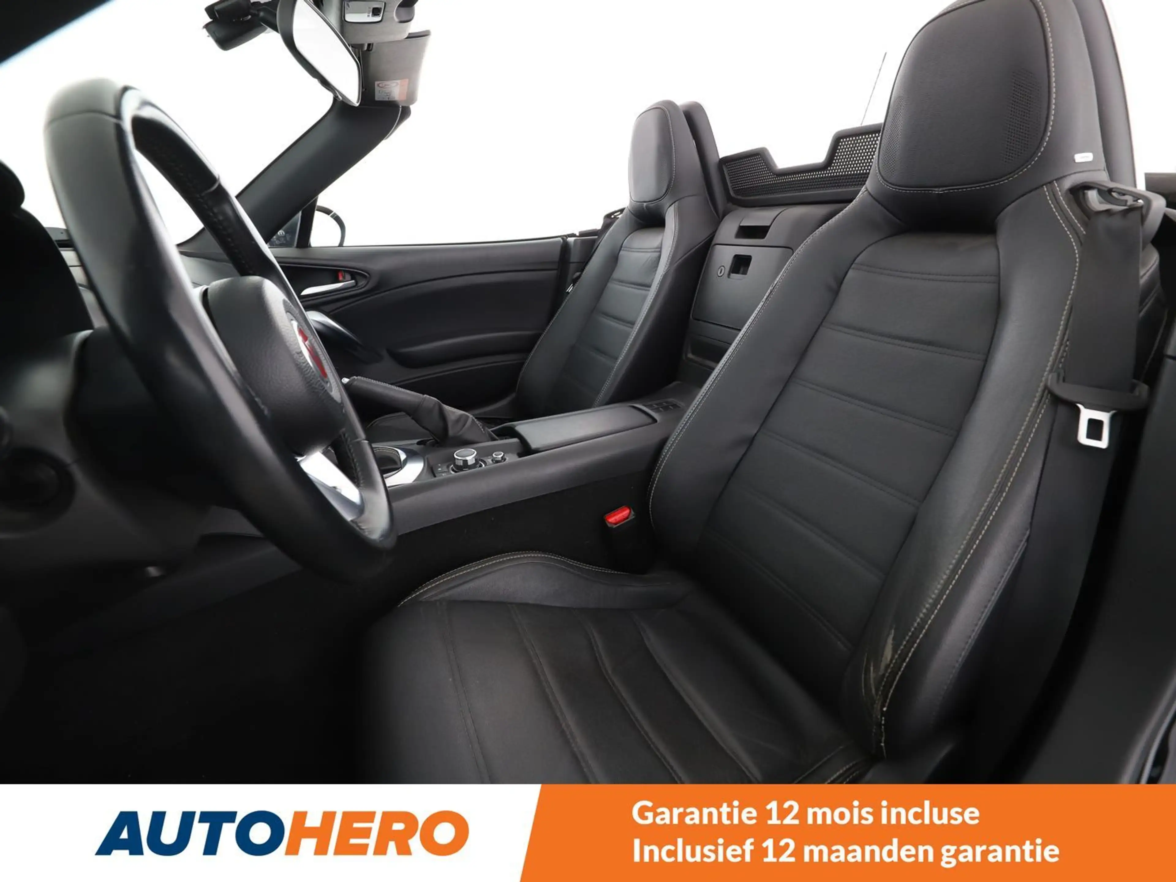Fiat 124 Spider 1.4 Turbo Lusso — photo 14