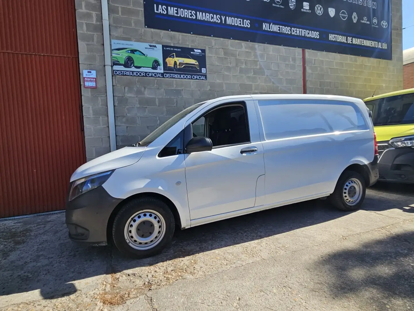 Mercedes-Benz Vito Furgón 114CDI Compacta Blanco - 1