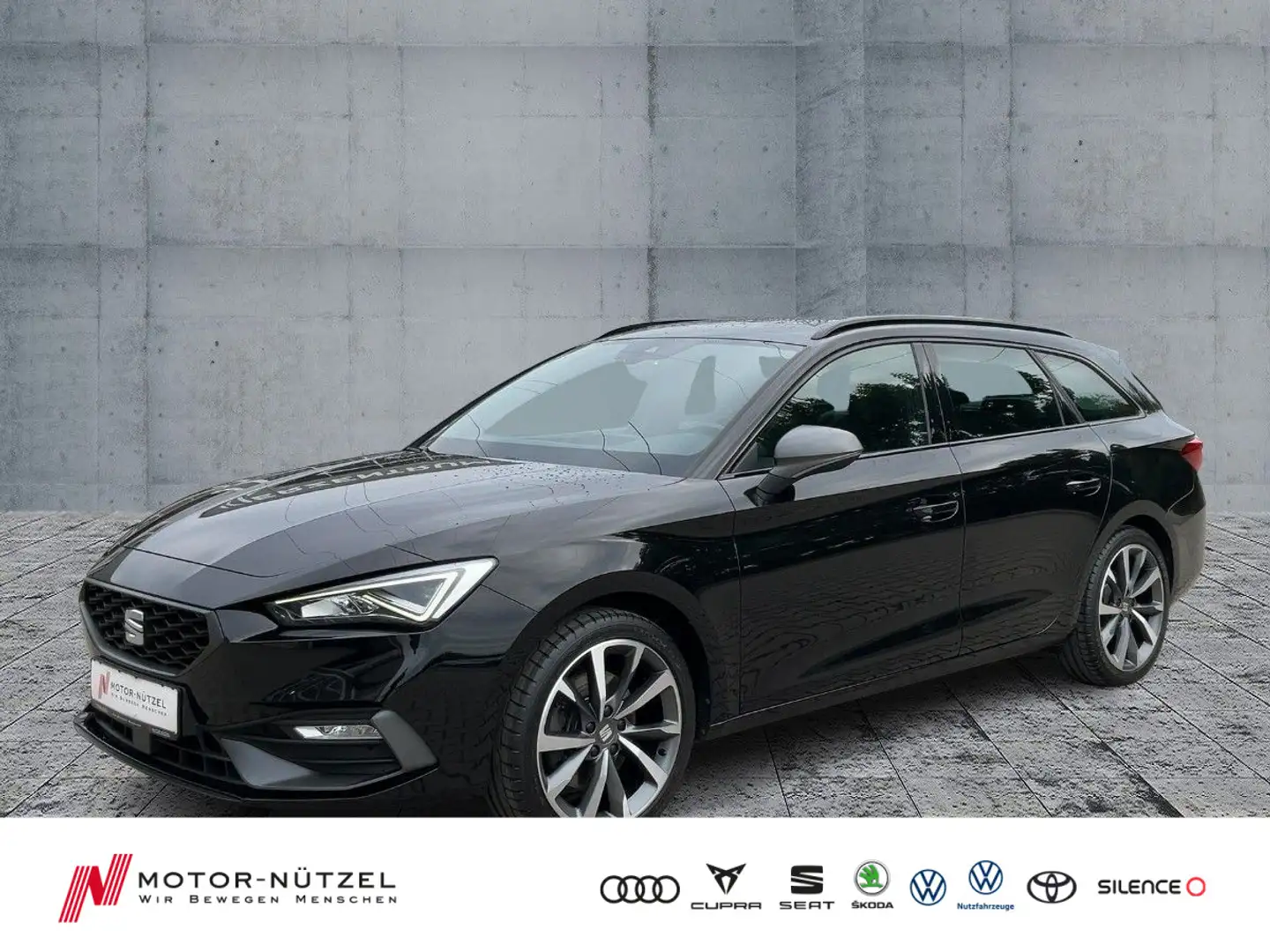 SEAT Leon ST 2.0 TDI DSG 4DRIVE FR-LINE LED+NAVI+PANO Schwarz - 1