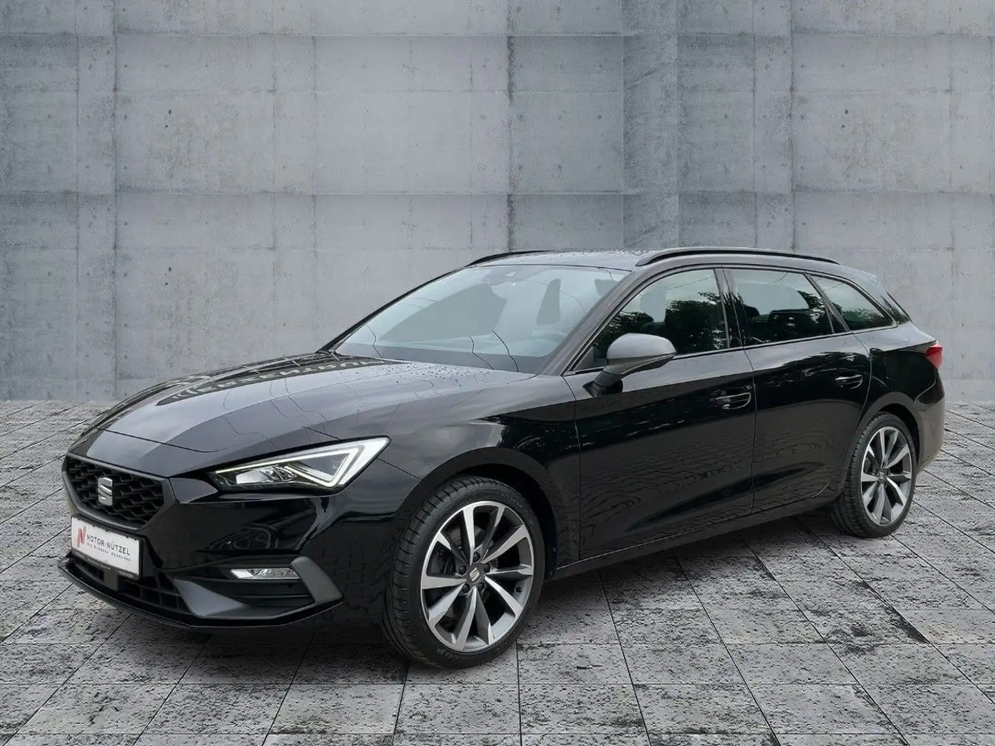 SEAT Leon ST 2.0 TDI DSG 4DRIVE FR-LINE LED+NAVI+PANO Schwarz - 2