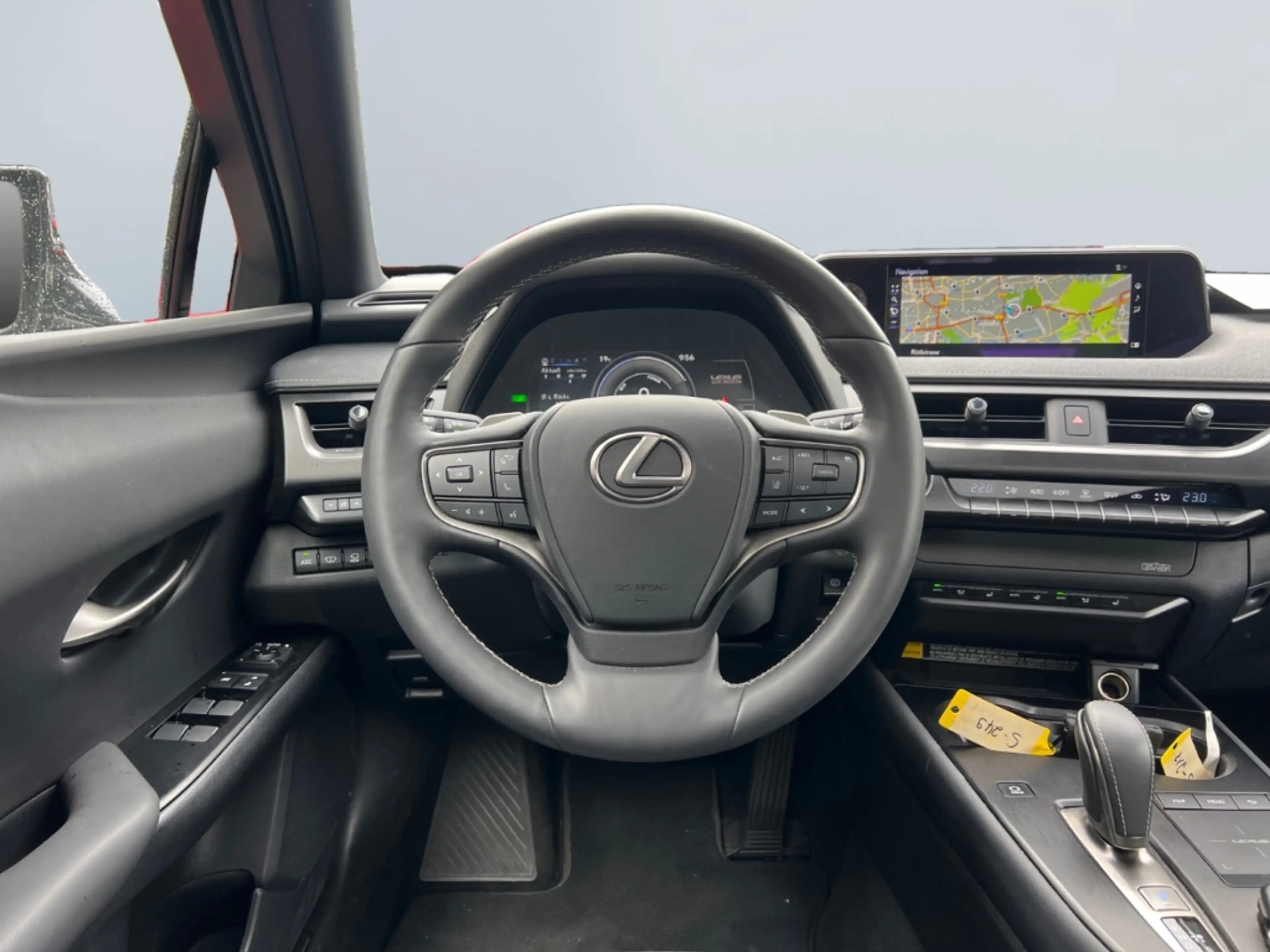 Lexus UX 300e Luxury Paket *Matrix*360°*GSD*Leder*HUD* — photo 9
