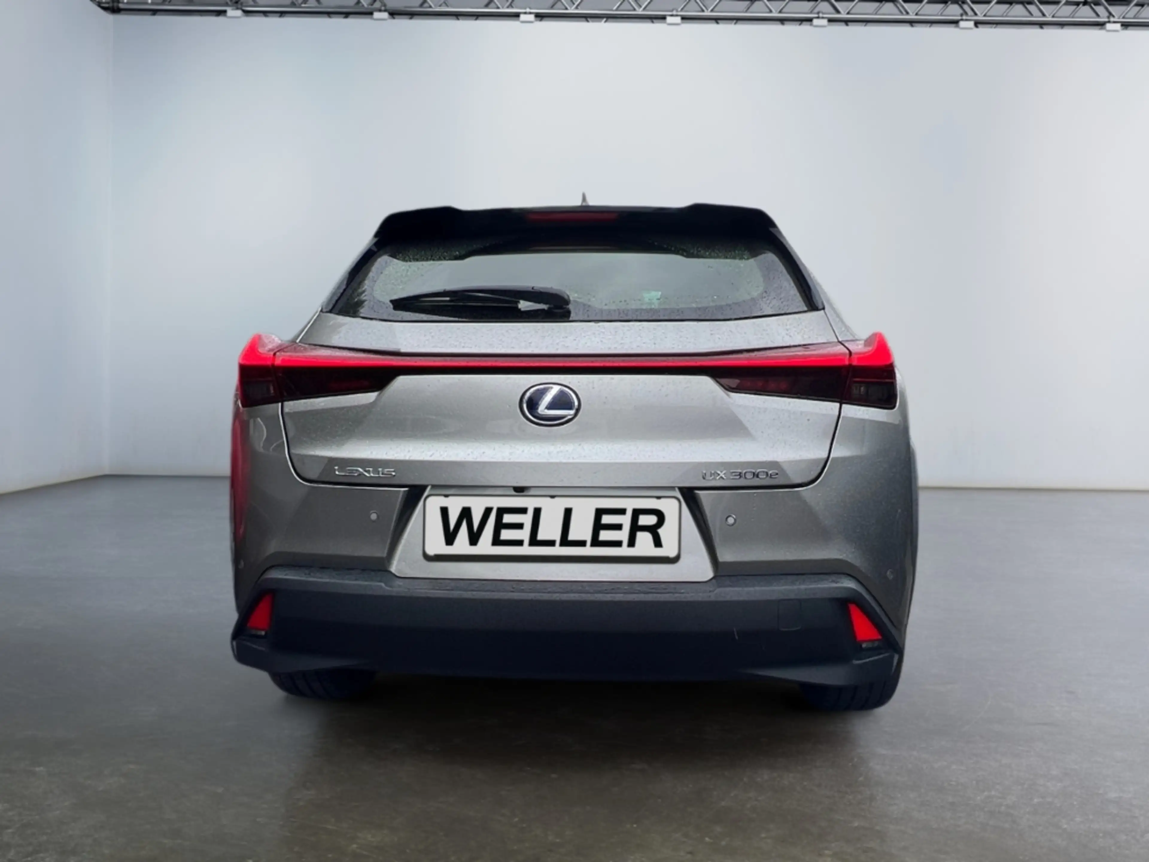 Lexus UX 300e Luxury Paket *Matrix*360°*GSD*Leder*HUD* — photo 3