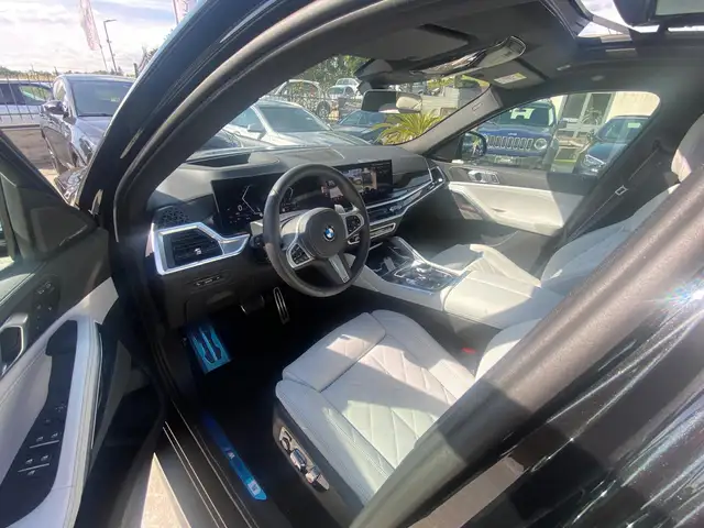 BMW X6 view 7