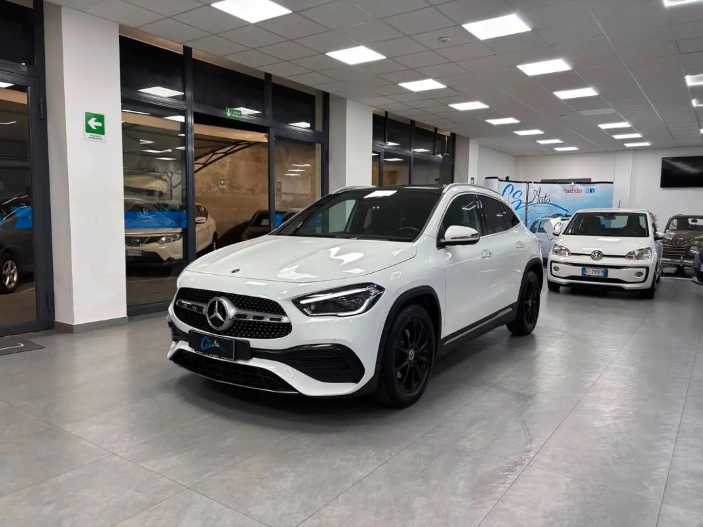 Mercedes-Benz GLA 220 d Premium 4matic auto Bianco - 2