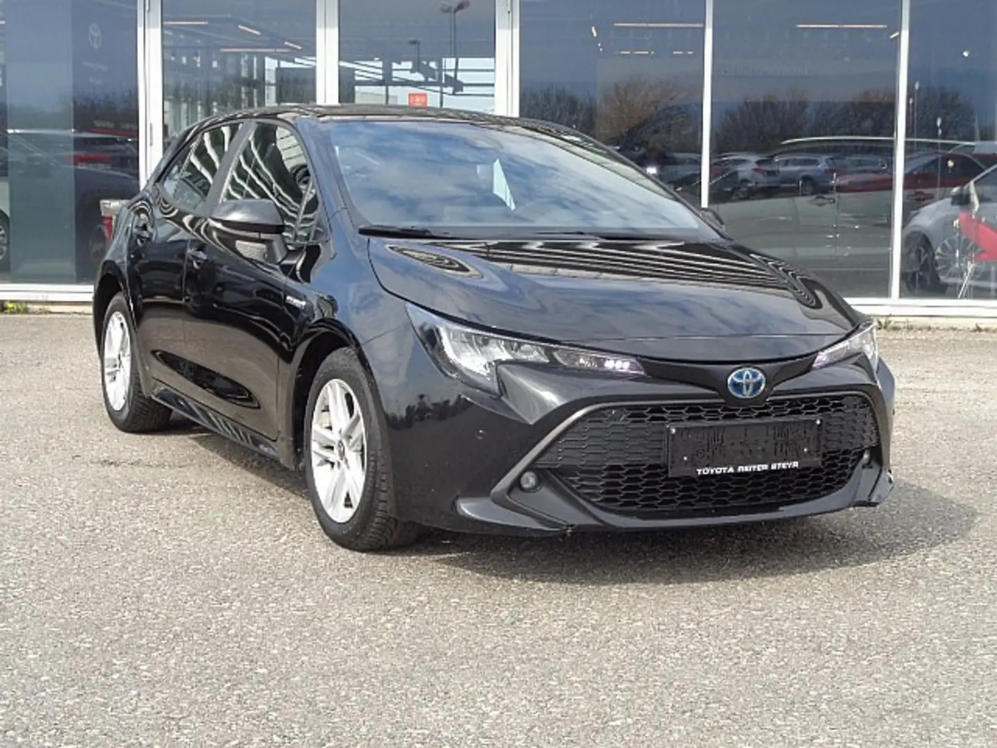 Toyota Corolla Schwarz - 1