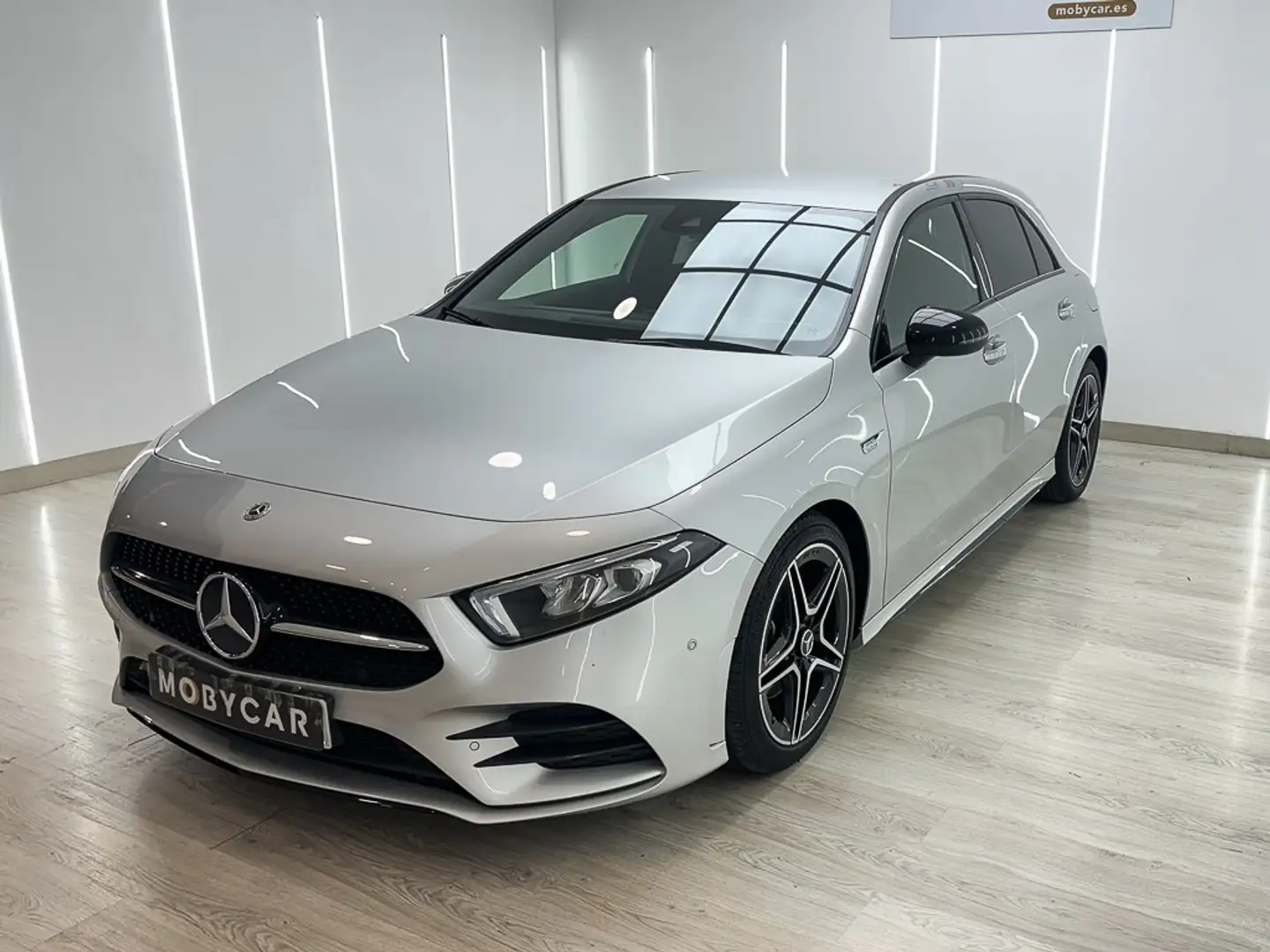Mercedes-Benz A 200 200d 8G-DCT Gris - 1