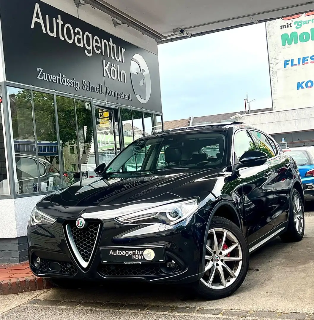 Alfa Romeo Stelvio Super Q4 *SCHIEBEDACH*SHZ*KLIMA*PDC*RFK* Schwarz - 1
