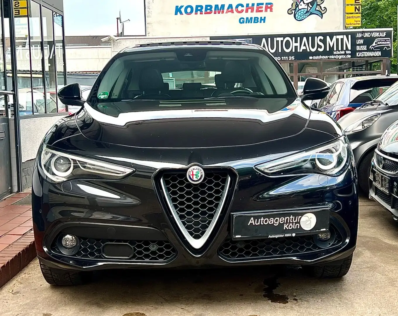 Alfa Romeo Stelvio Super Q4 *SCHIEBEDACH*SHZ*KLIMA*PDC*RFK* Schwarz - 2