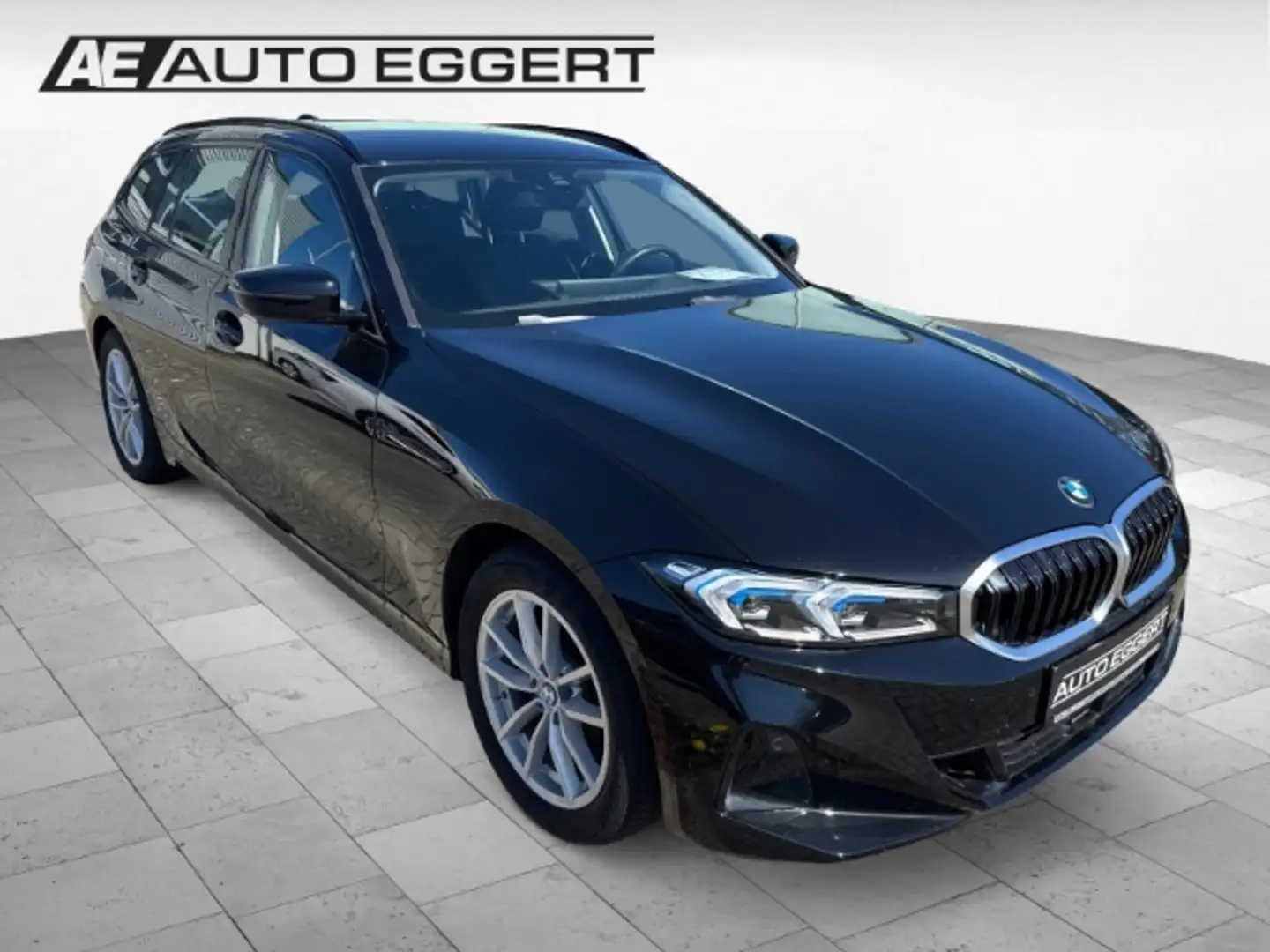 BMW 318 d Touring Park-Assistent HUD Navi Digitales Cockpi Schwarz - 1
