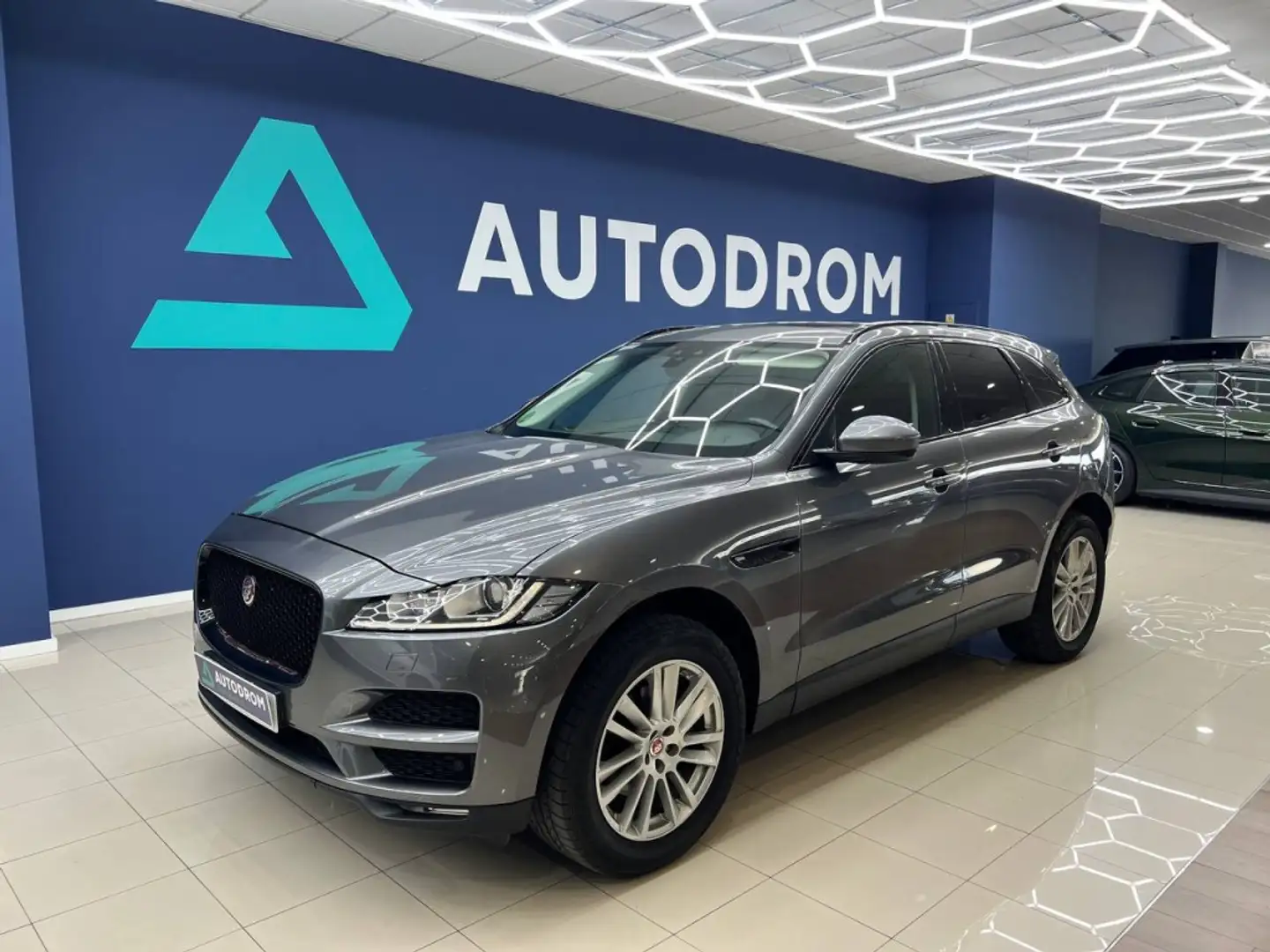 Jaguar F-Pace 2.0i4D Prestige Aut. AWD 180 Gris - 1