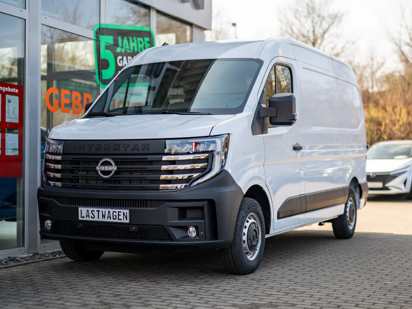 Nissan Interstar Kasten L2H2 35 dCi135 MT N-Conn. AC ZV Blanc - 2