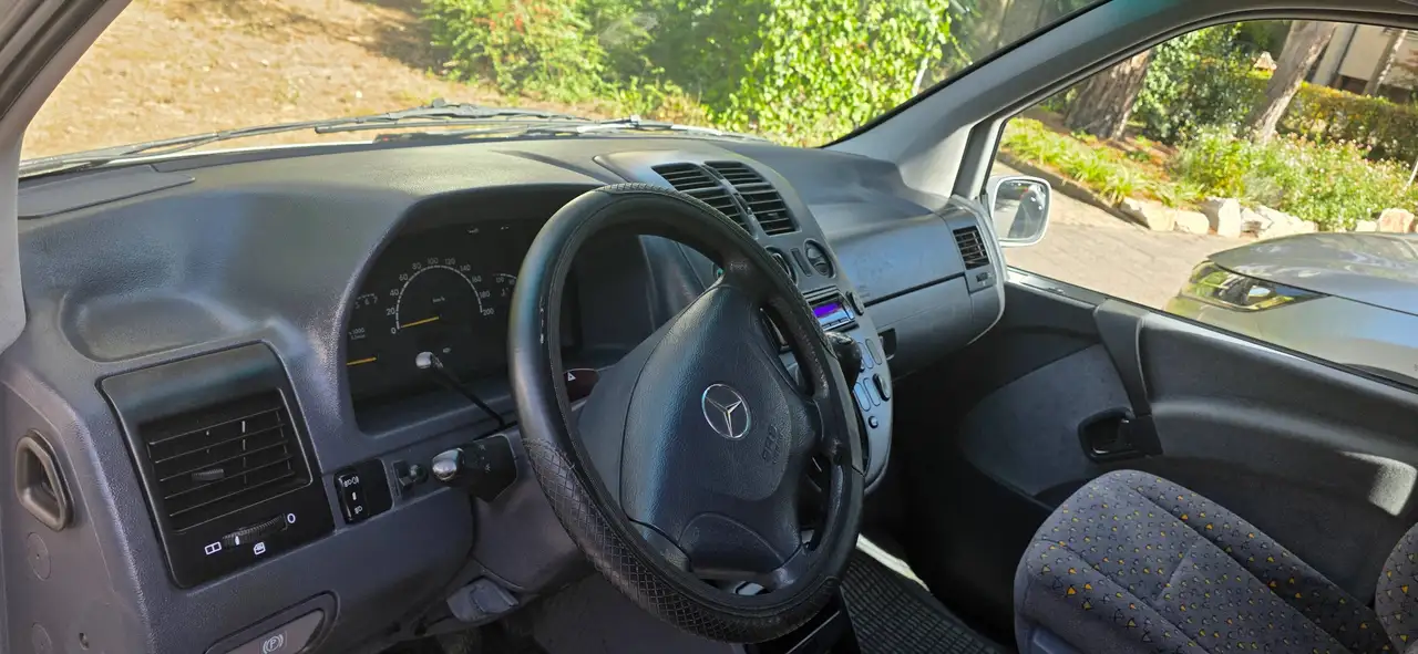 Mercedes-Benz V 220 CDI Ambiente, foto 2