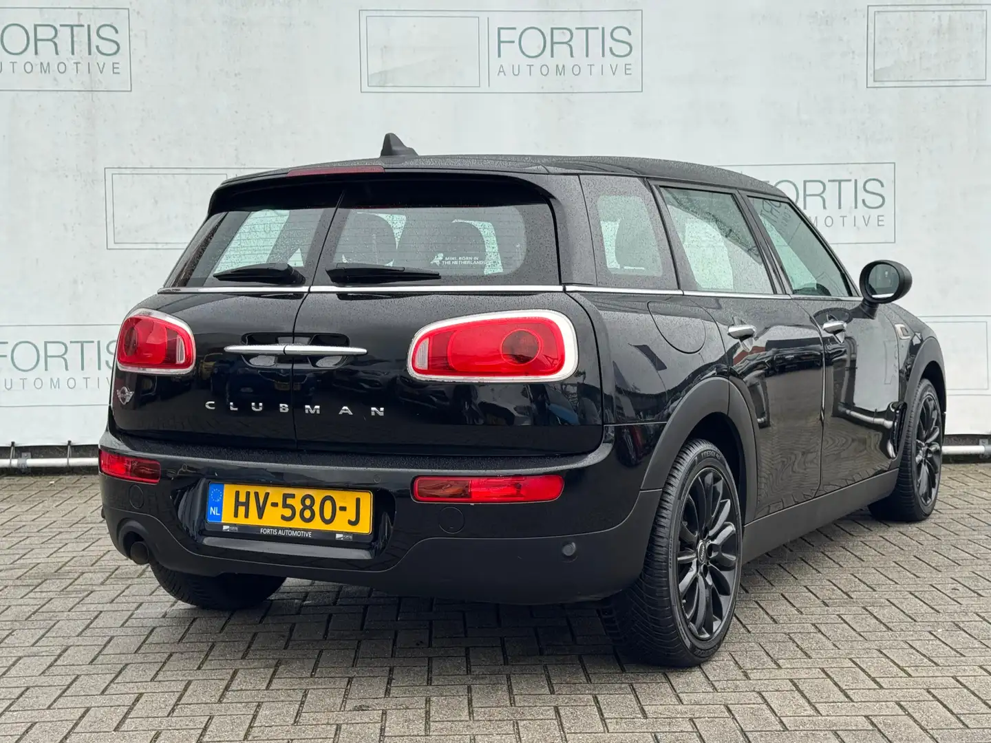 MINI One Clubman Mini 1.5 Salt Business NL-AUTO | NAVI | PDC Zwart - 2