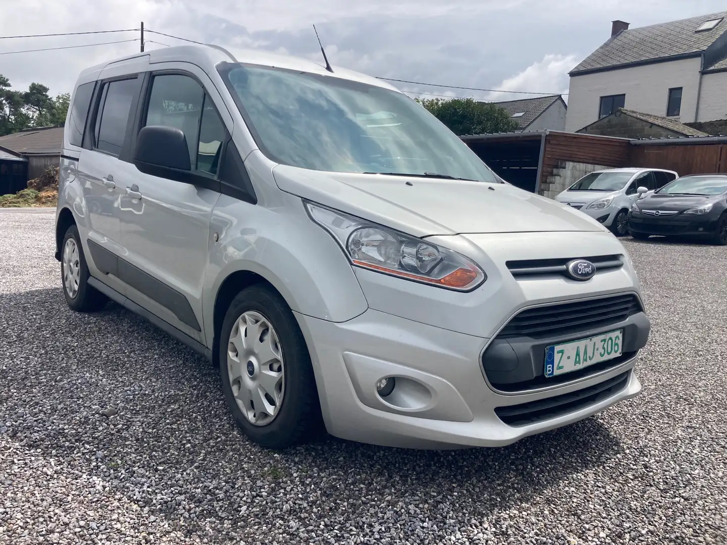 Ford Tourneo Connect Gris - 1