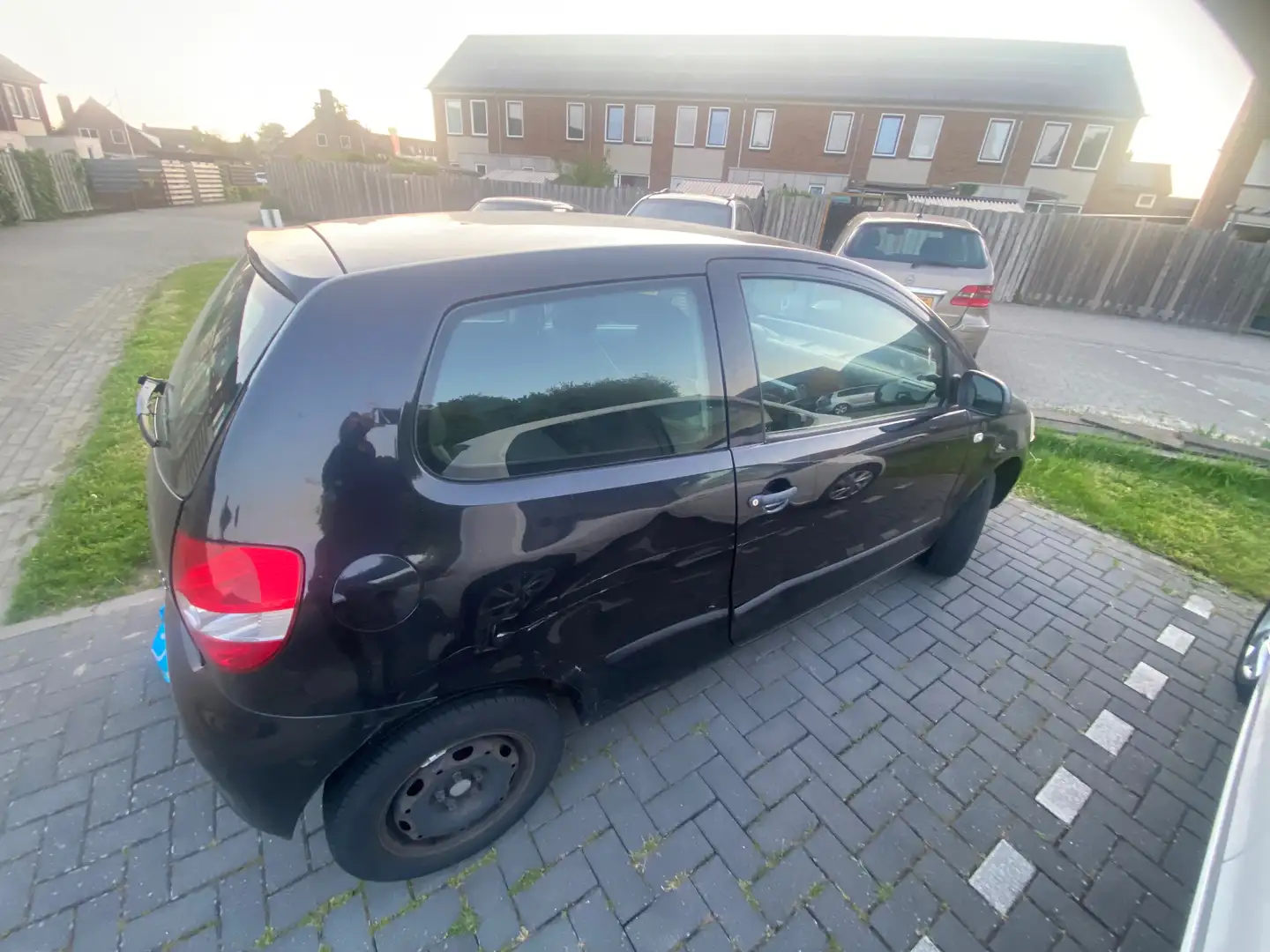 Volkswagen Fox 1.4 Trendline Zwart - 2