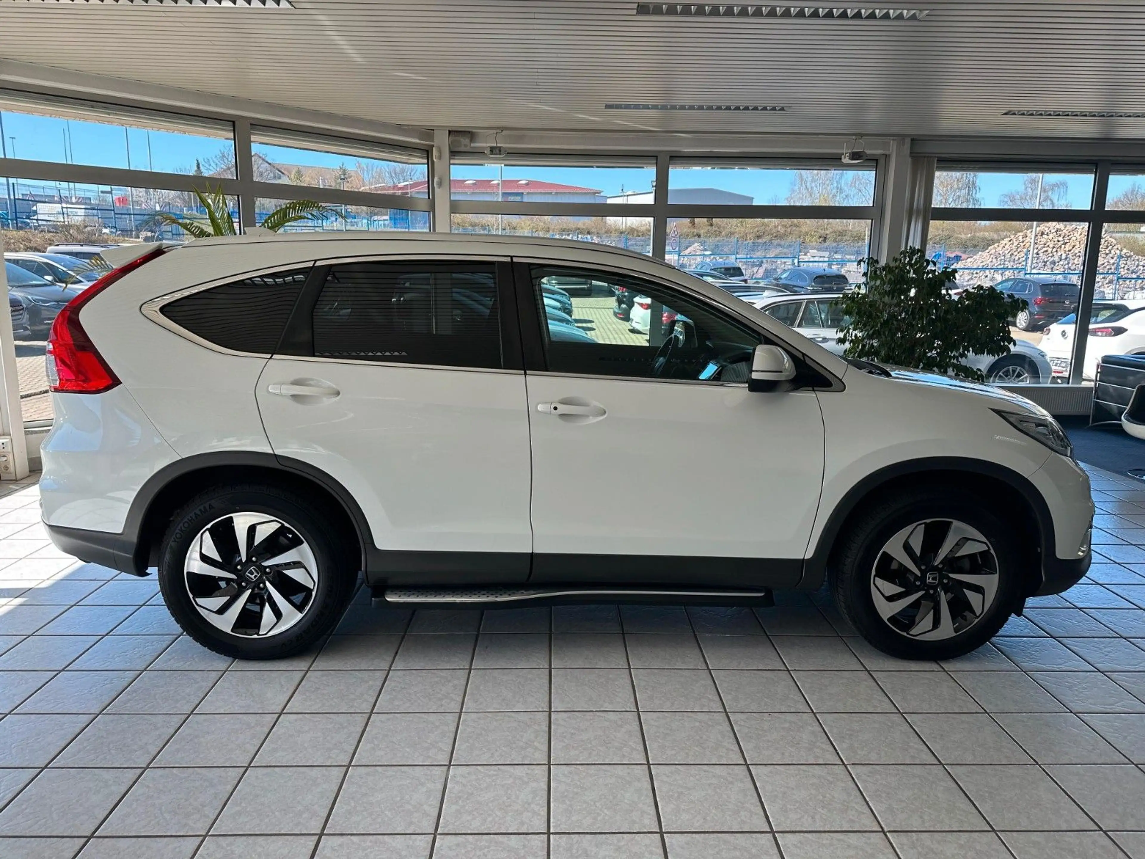 Honda CR-V Executive *4WD*PDC*Pano*Navi*1-Hand*Automat — photo 4