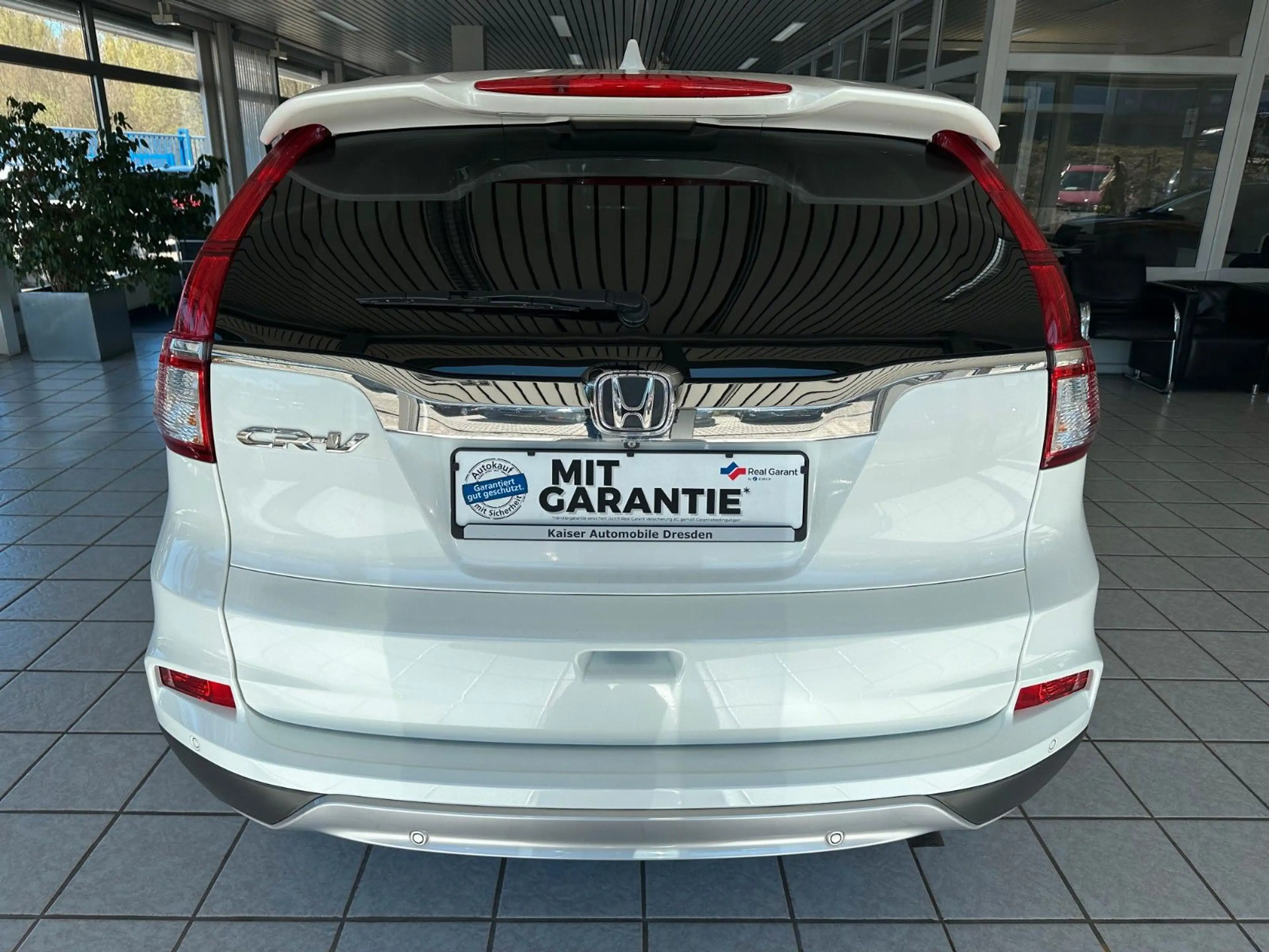 Honda CR-V Executive *4WD*PDC*Pano*Navi*1-Hand*Automat — photo 6