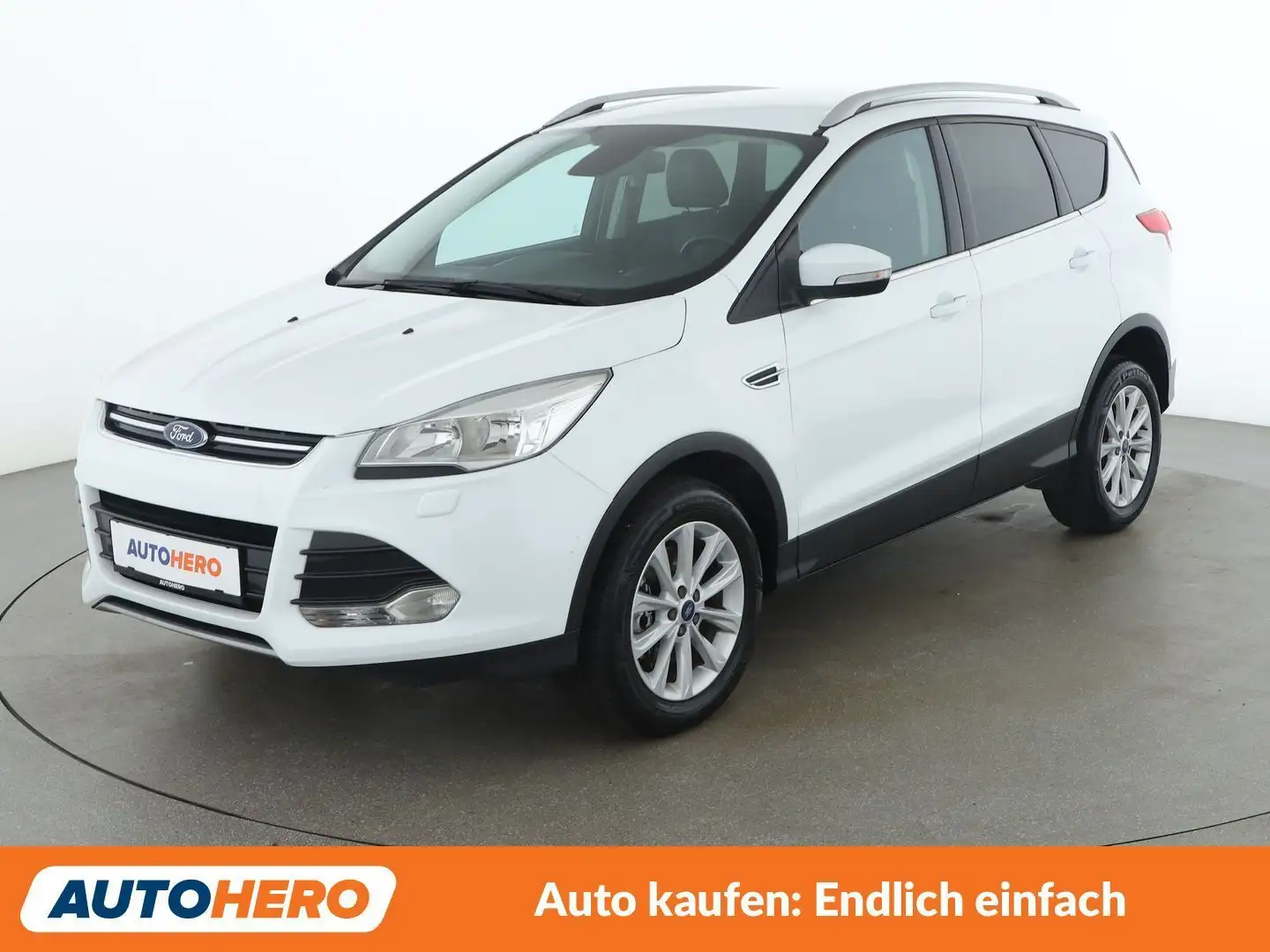 Ford Kuga 2.0 TDCi Titanium Weiß - 1