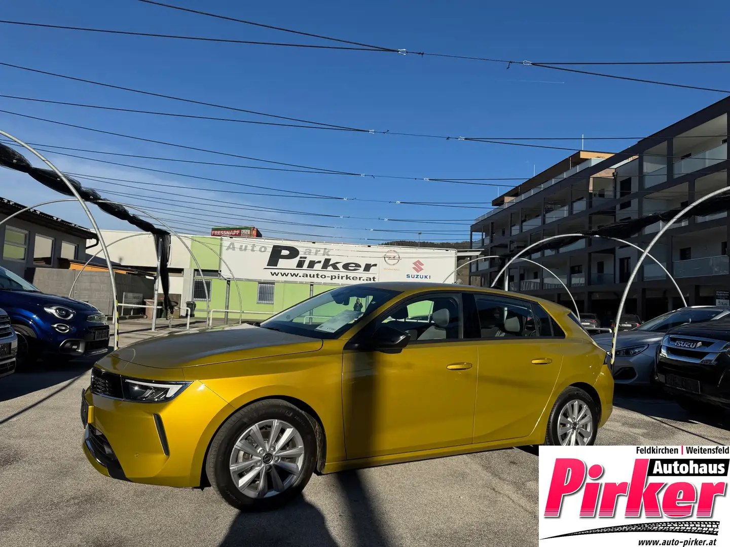 Opel Astra Astra 1,2 Turbo Business Edition Business Edition Gelb - 1