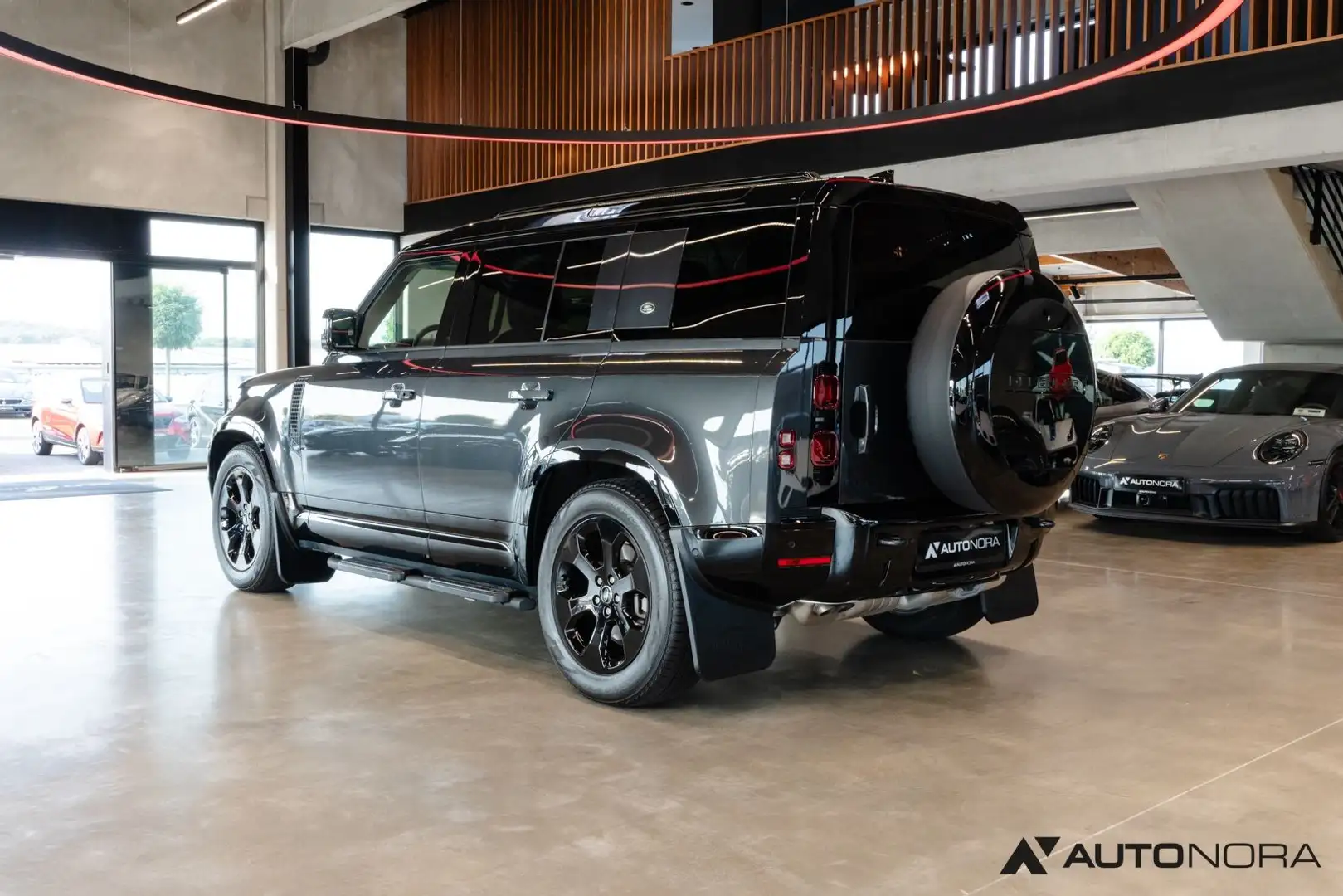 Land Rover Defender 110 X-Dynamic HSE AHK Head-up 20" Grau - 2