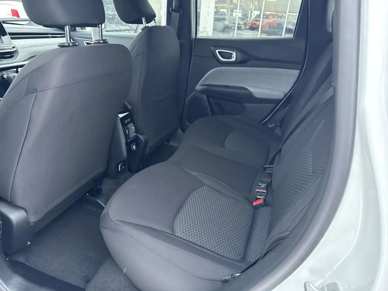 Jeep Compass снимка Jeep Compass