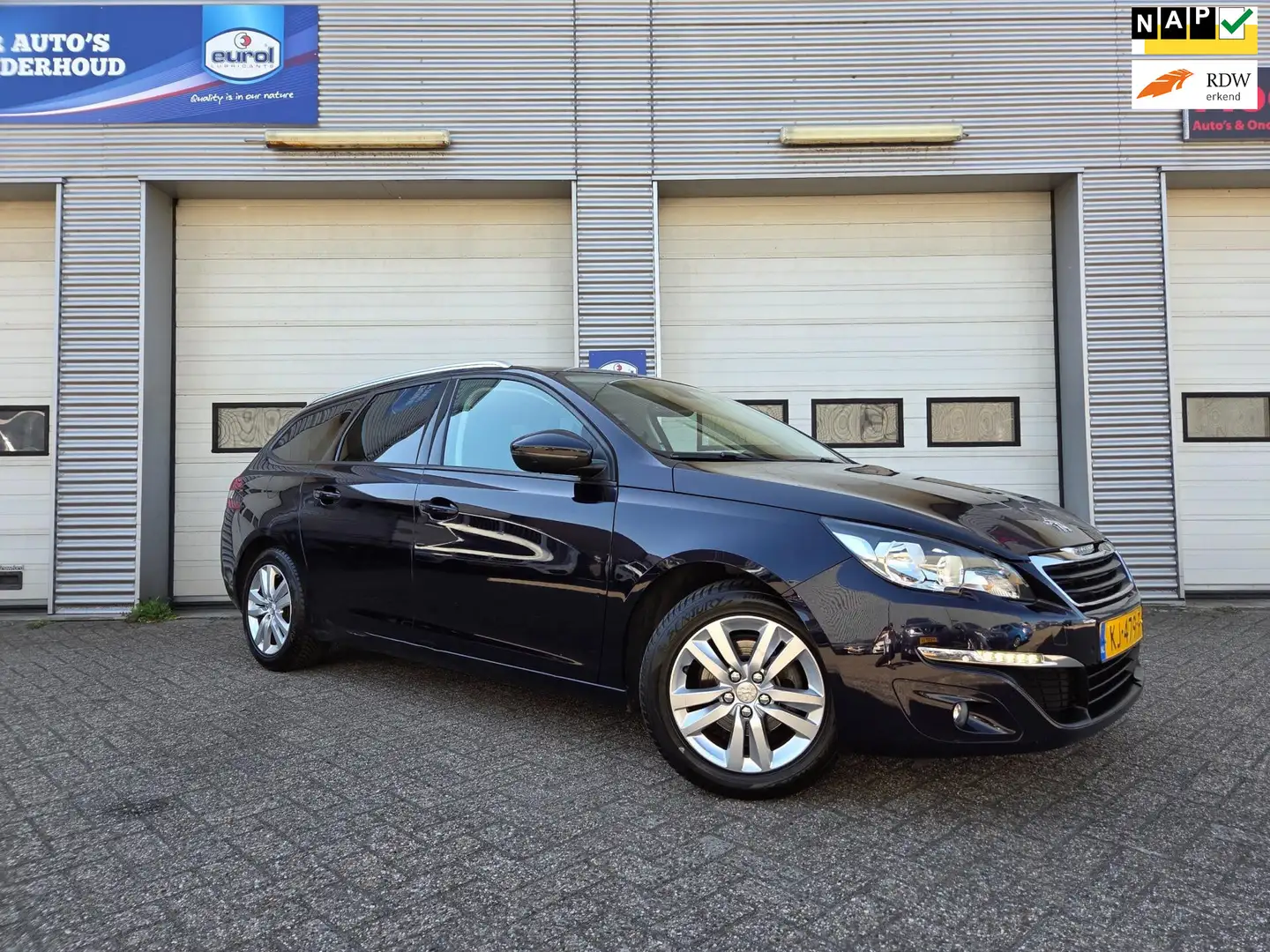 Peugeot 308 SW 1.2 PureTech Blue Executive Azul - 1
