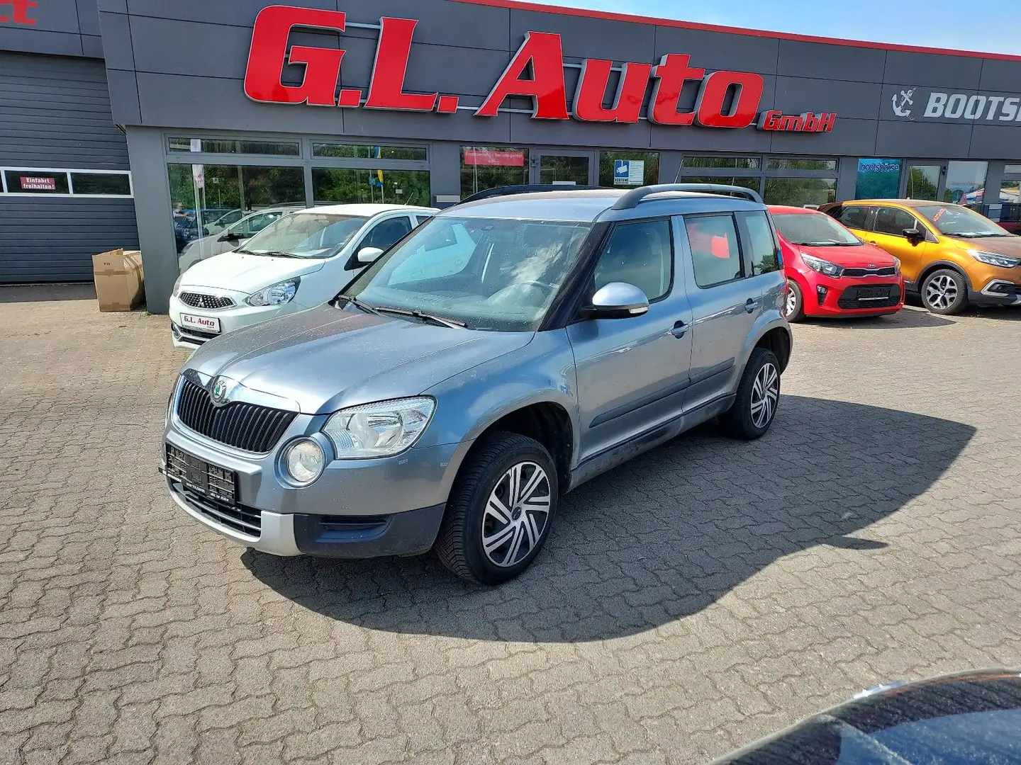Skoda Yeti Ambition/AHK/PDC/KLIMA Grau - 1