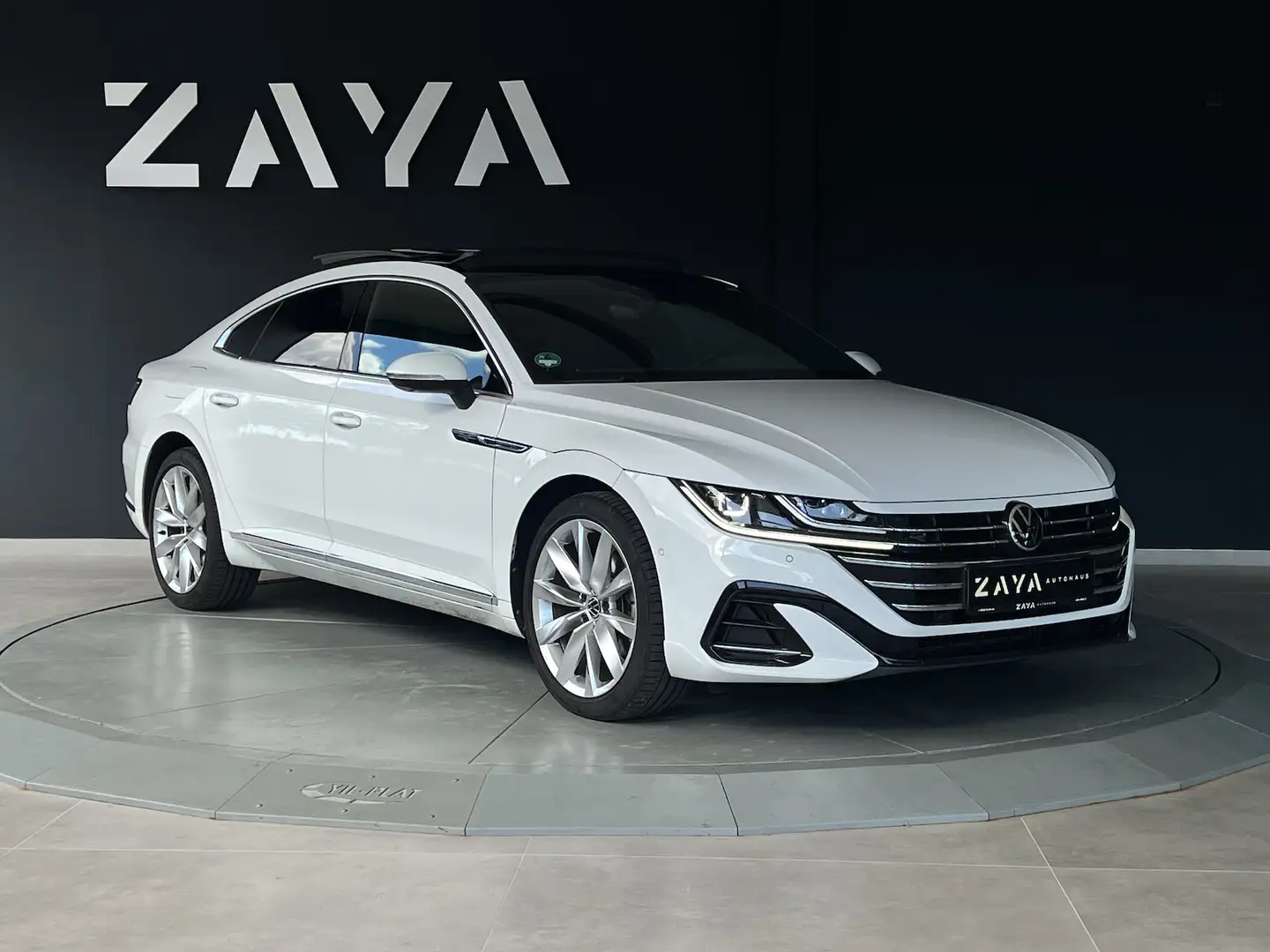 Volkswagen Arteon 1.4 TSI R-Line e-Hybrid*PANO*AHK*CAM* Blanc - 1
