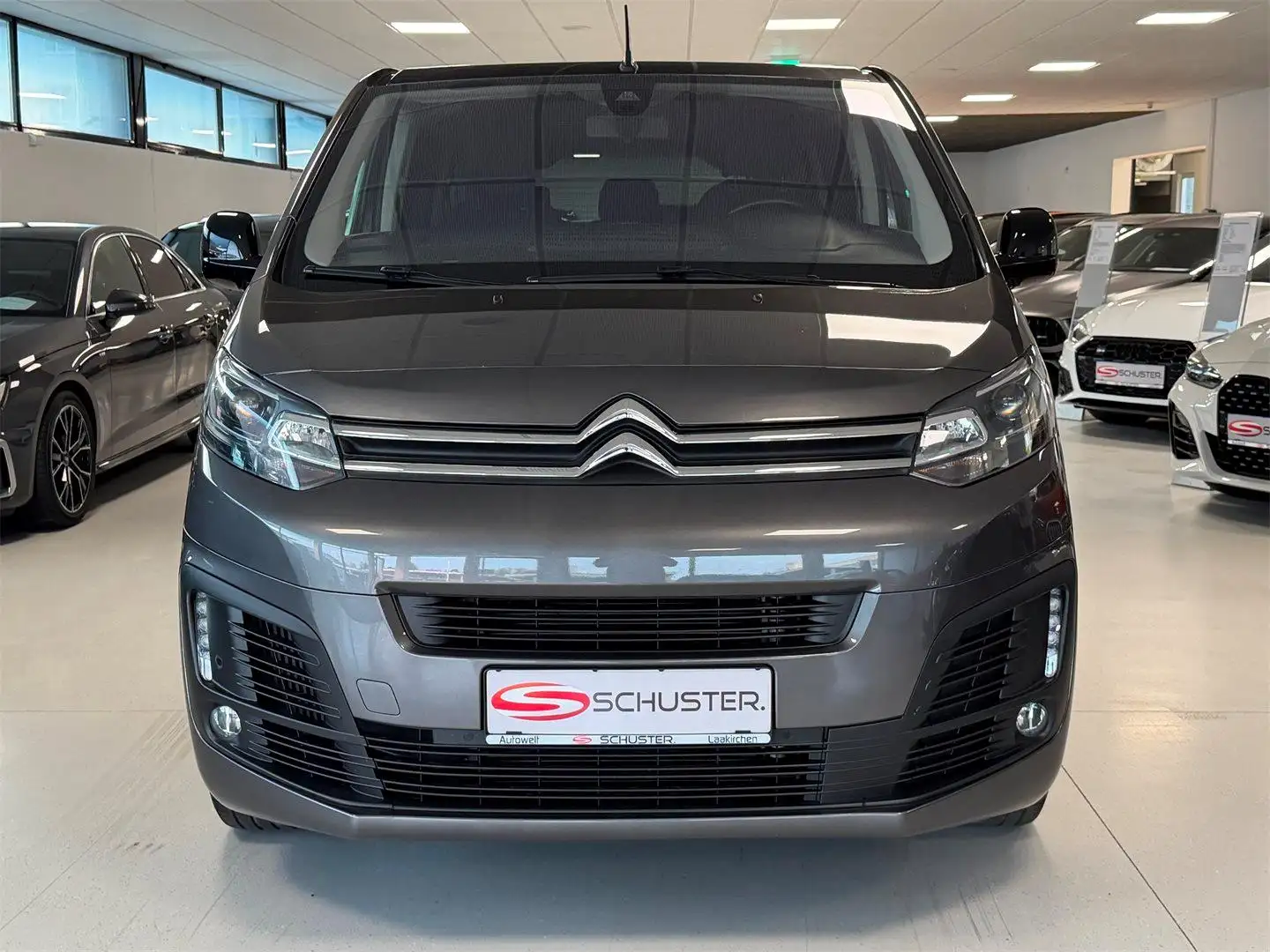 Citroen Spacetourer BlueHDi145 FEEL Grau - 2