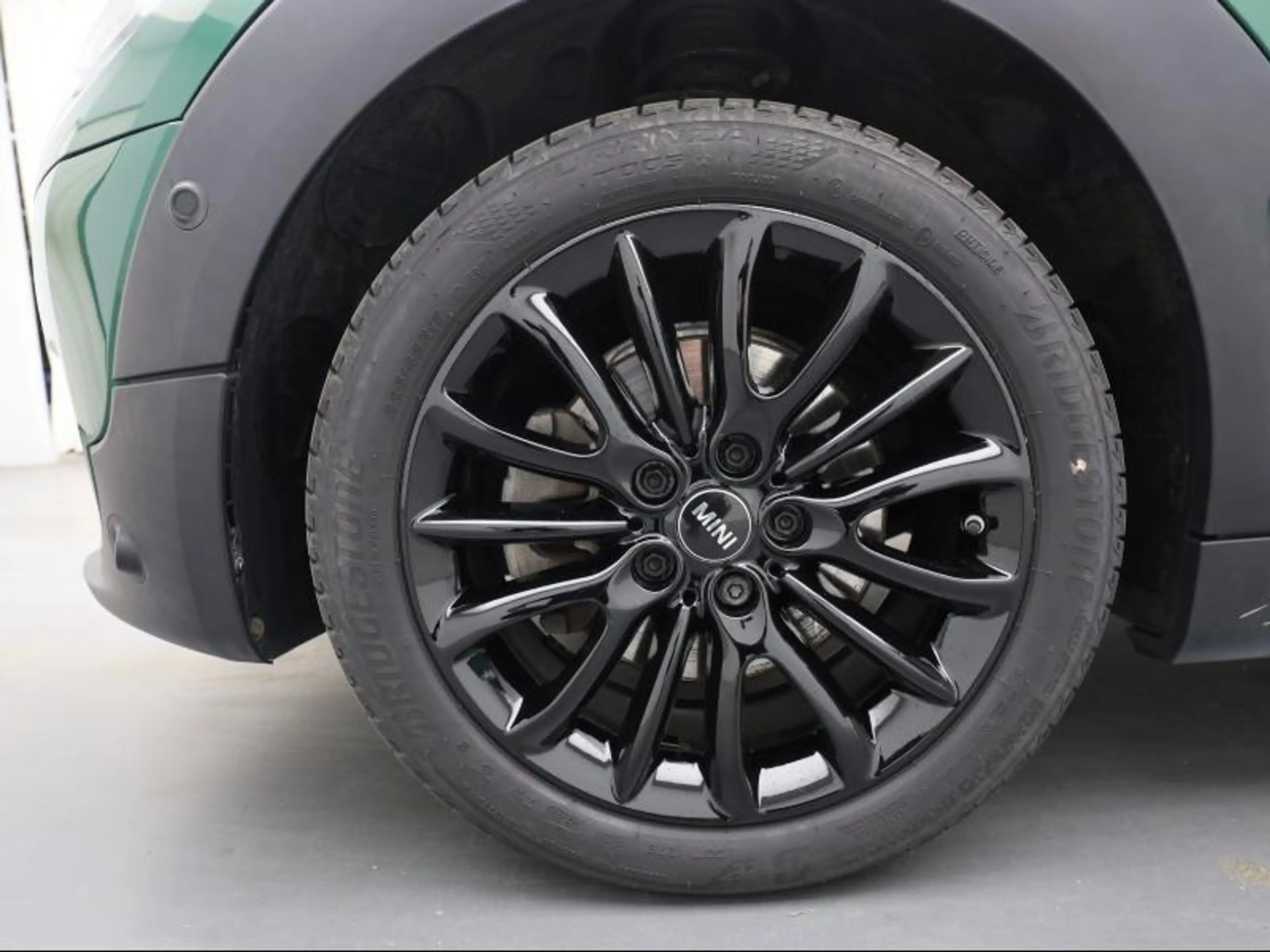 MINI Cooper Clubman Britisch Racing Green — photo 8