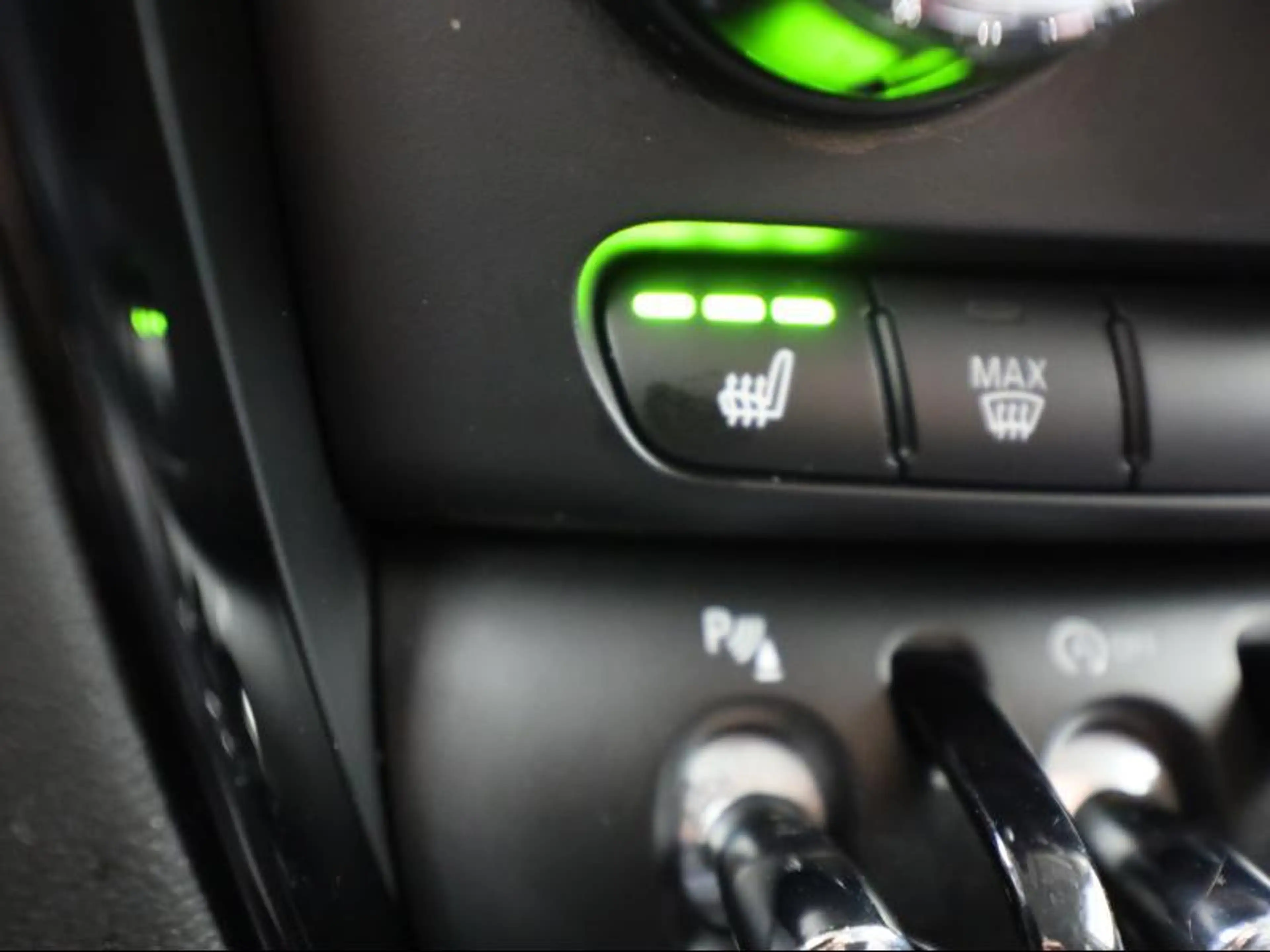 MINI Cooper Clubman Britisch Racing Green — photo 13