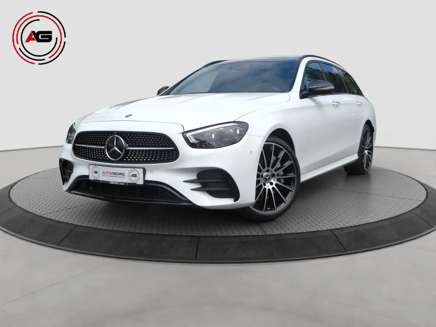 Mercedes-Benz E 450 E450T 4MATIC AMG DIST+ PANO 360°MULTIBEAM STANDH Wit - 1