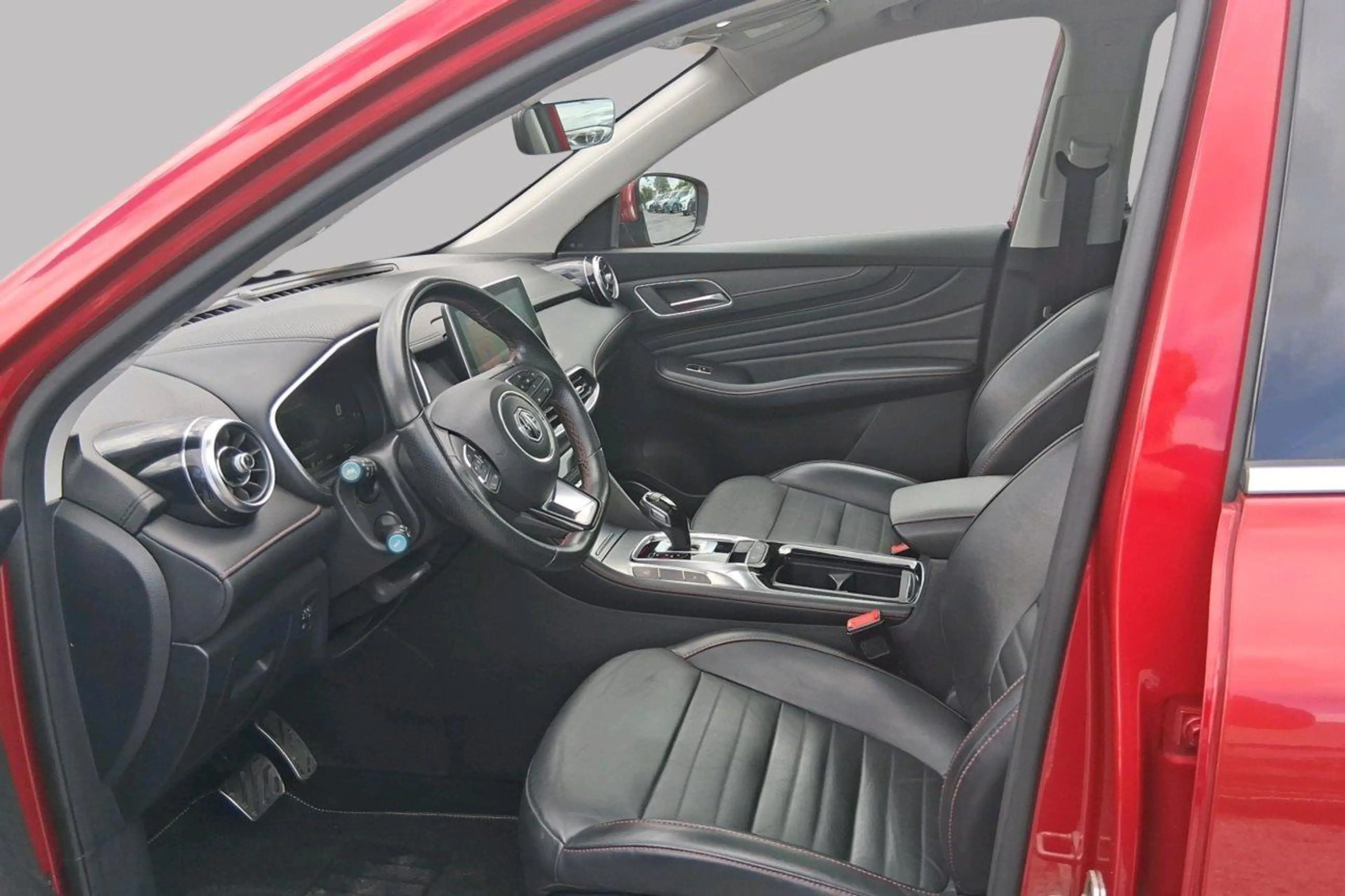 MG EHS LUXURY PHEV — photo 10