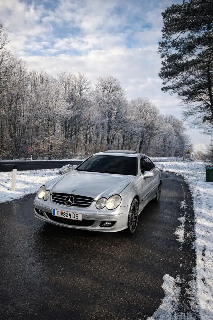 Mercedes-Benz CLK 320 Avantgarde Aut. - 1