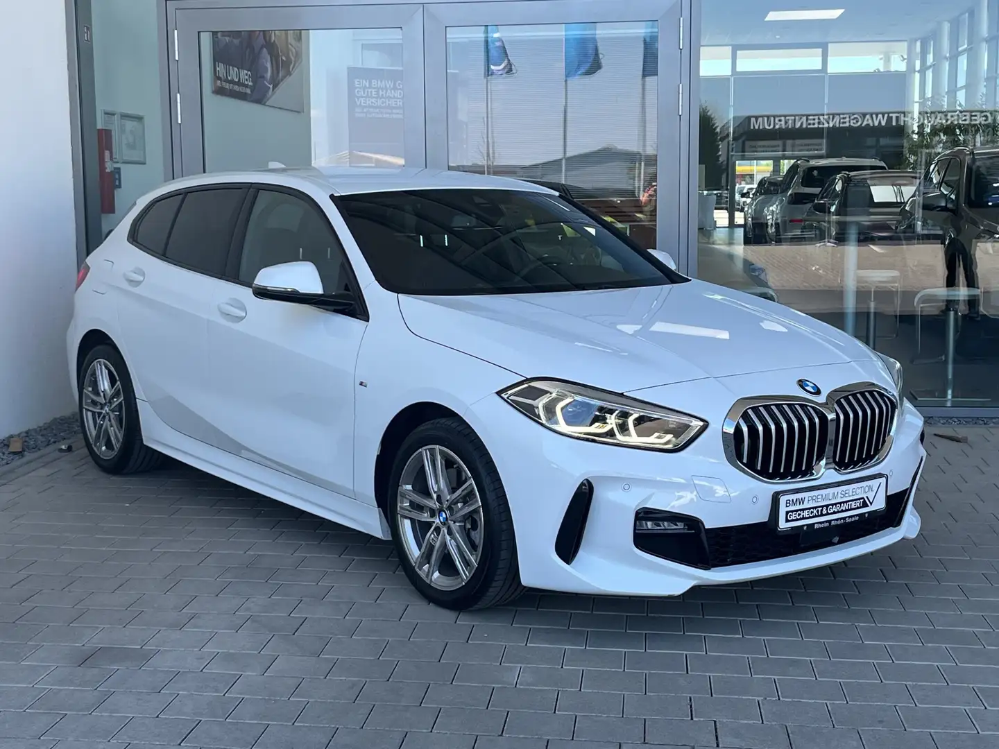 BMW 116 i M Sport Navi.H/K.Komfort.LED.Tempo.PDC.SH Weiß - 2