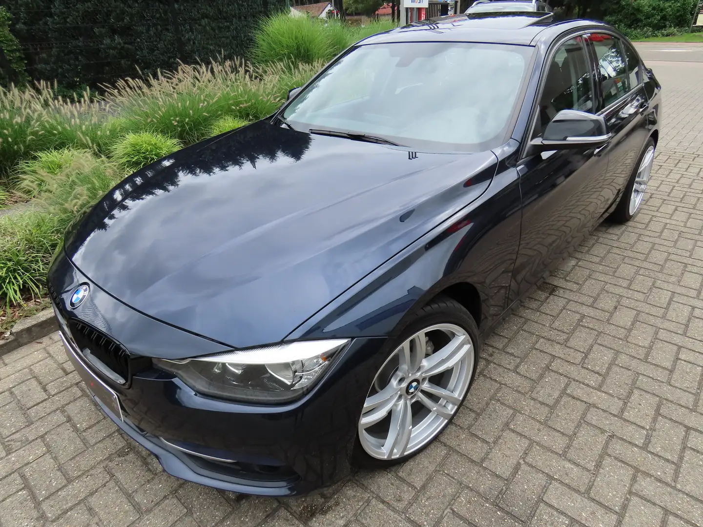 BMW 318 D(136pk) sportpakket/navi/opendak model'18 Bleu - 1