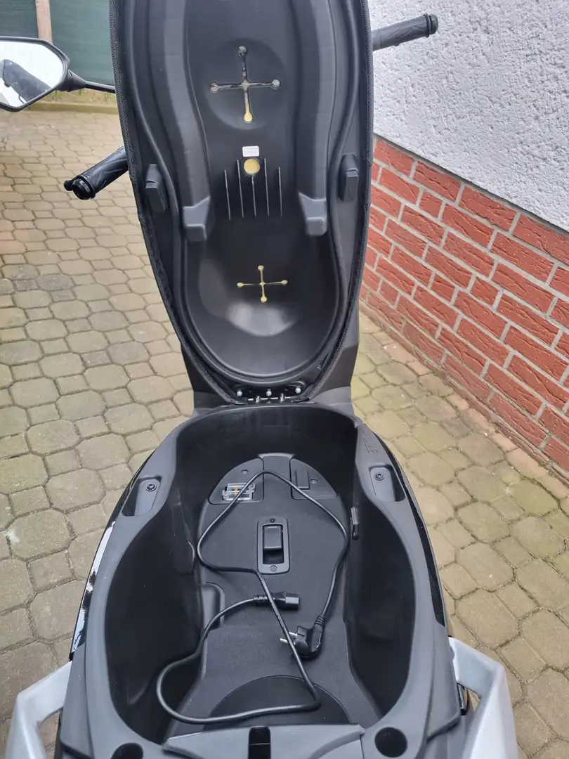 Silence S01 Connected L1 Negro - 1