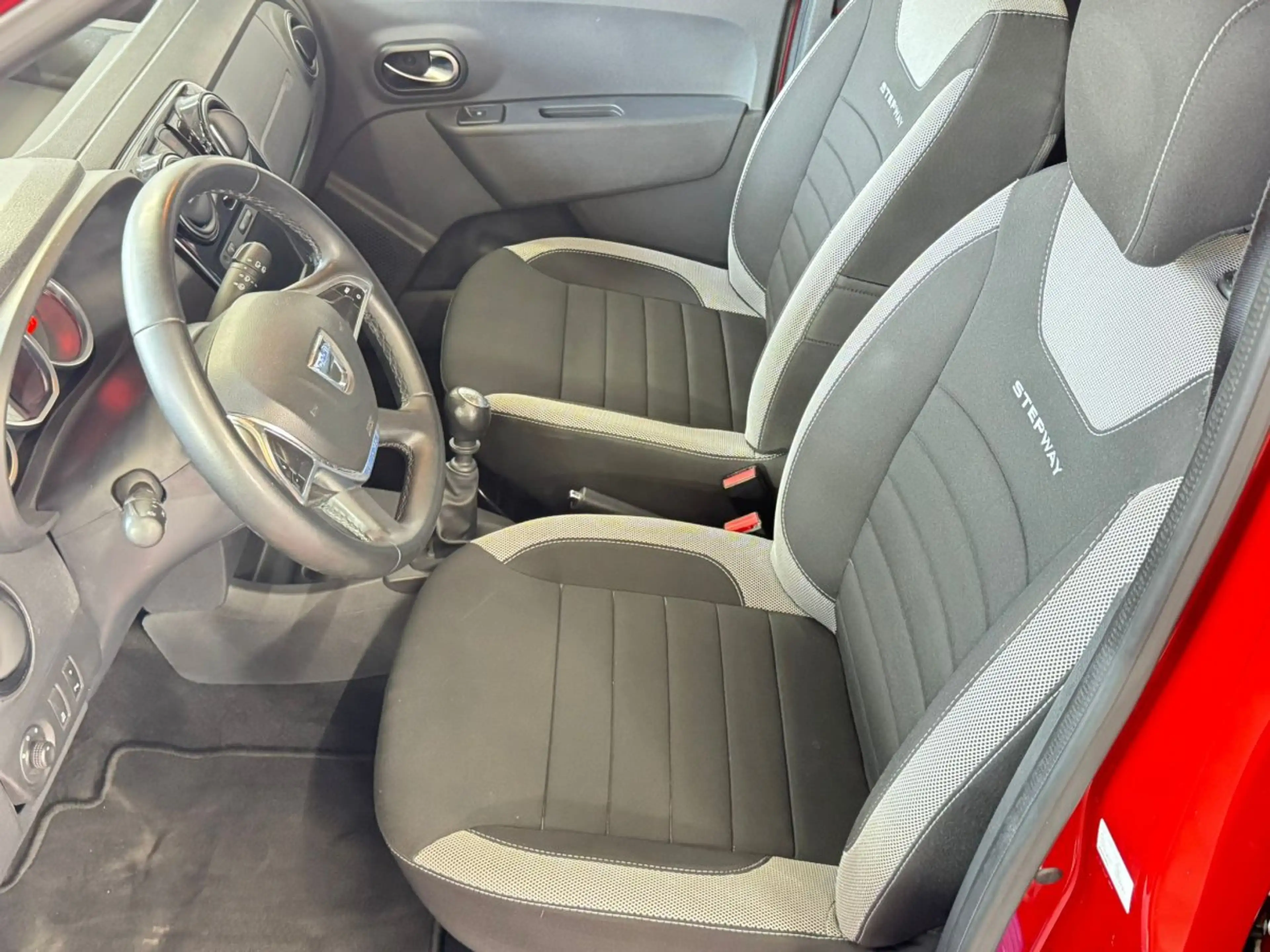 Dacia Dokker 1.3 TCe 130 Stepway Plus GPF (EURO 6d-TEMP) 1.3 TC — photo 9
