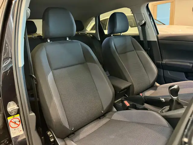 Volkswagen Taigo view 14