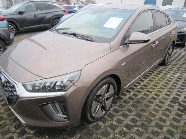 Hyundai IONIQ 1.6 GDi Hybrid Prime