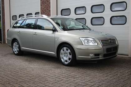 Toyota Avensis Wagon 2.0 VVTi Linea Sol * 51.354 KM! *