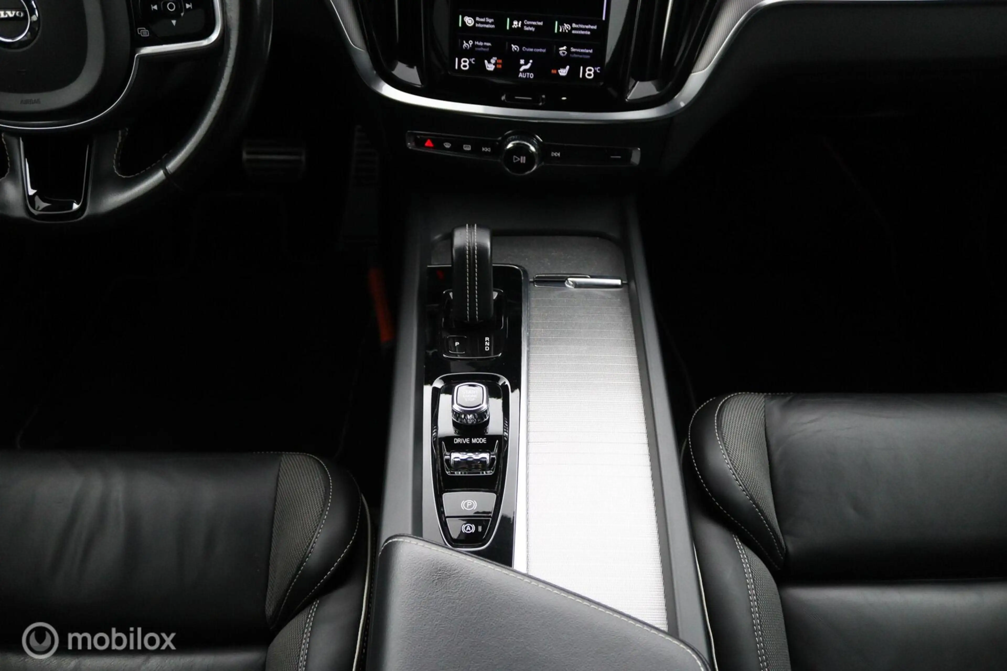 Volvo V60 2.0 B3 Inscription | Pilot Assist |BLIS | Camera | — photo 8