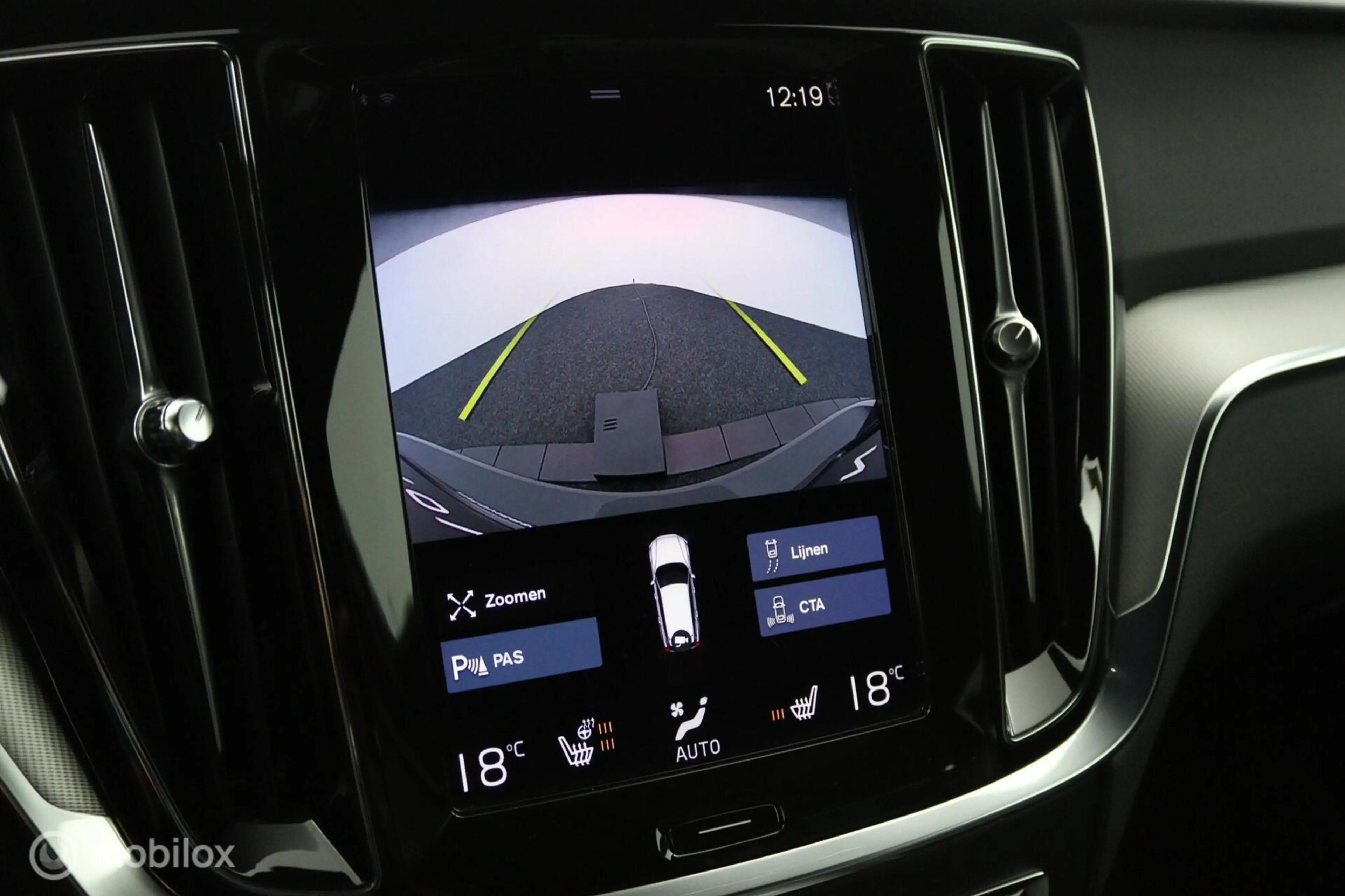 Volvo V60 2.0 B3 Inscription | Pilot Assist |BLIS | Camera | — photo 15
